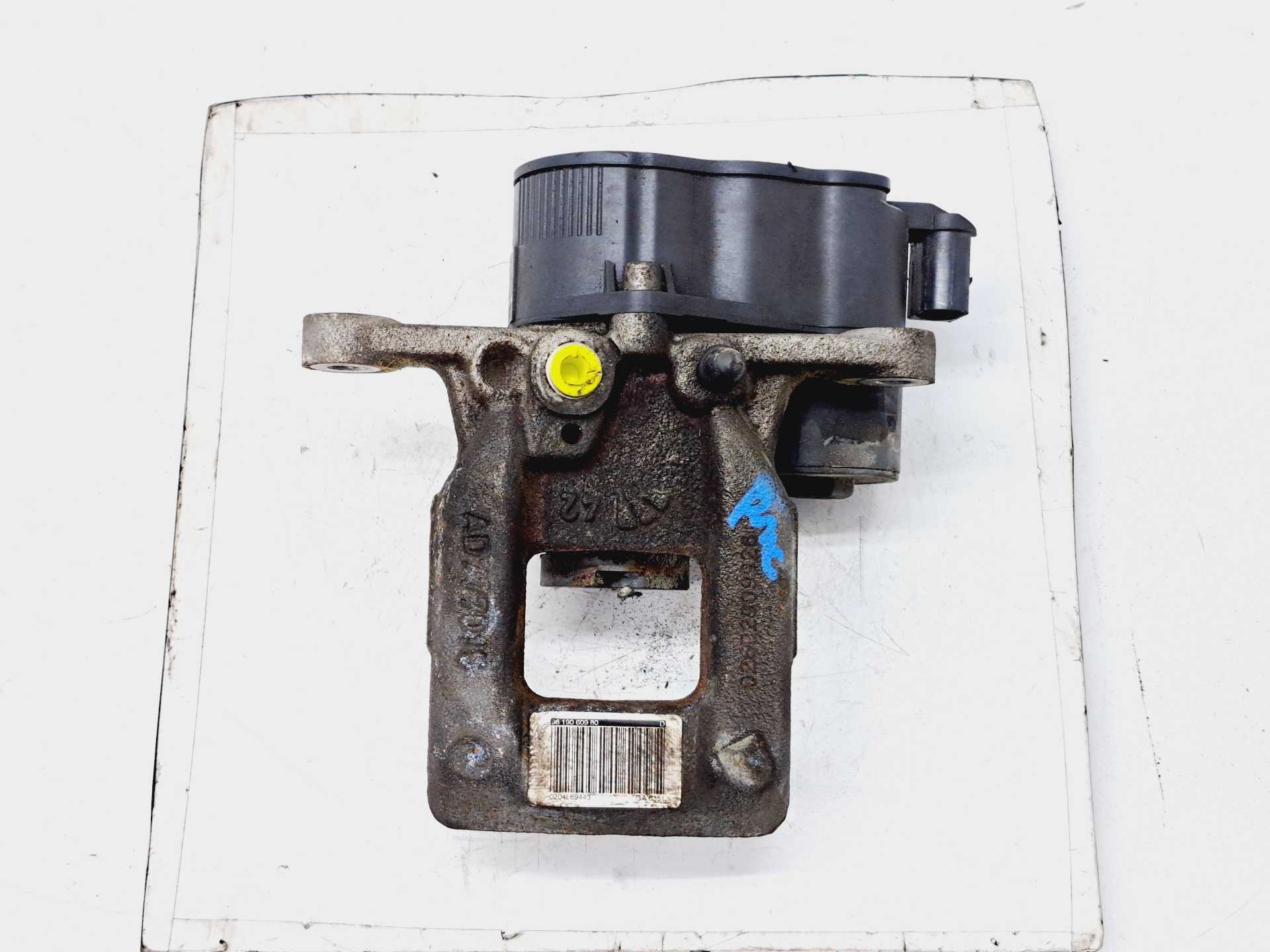 Recambio de pinza de freno trasera derecha para peugeot 3008 active referencia OEM IAM 9819060980  