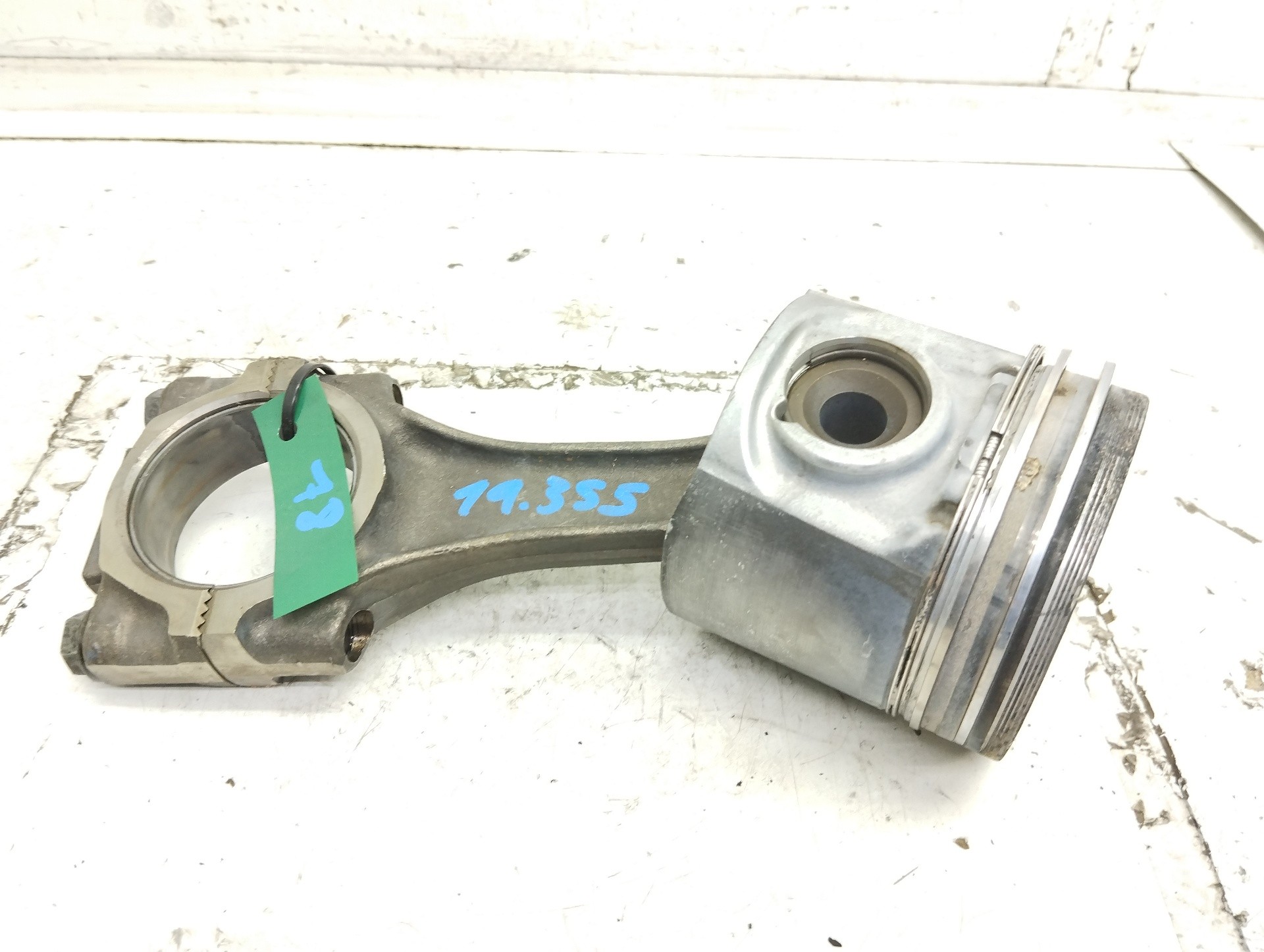 Recambio de piston para renault 110 referencia OEM IAM   