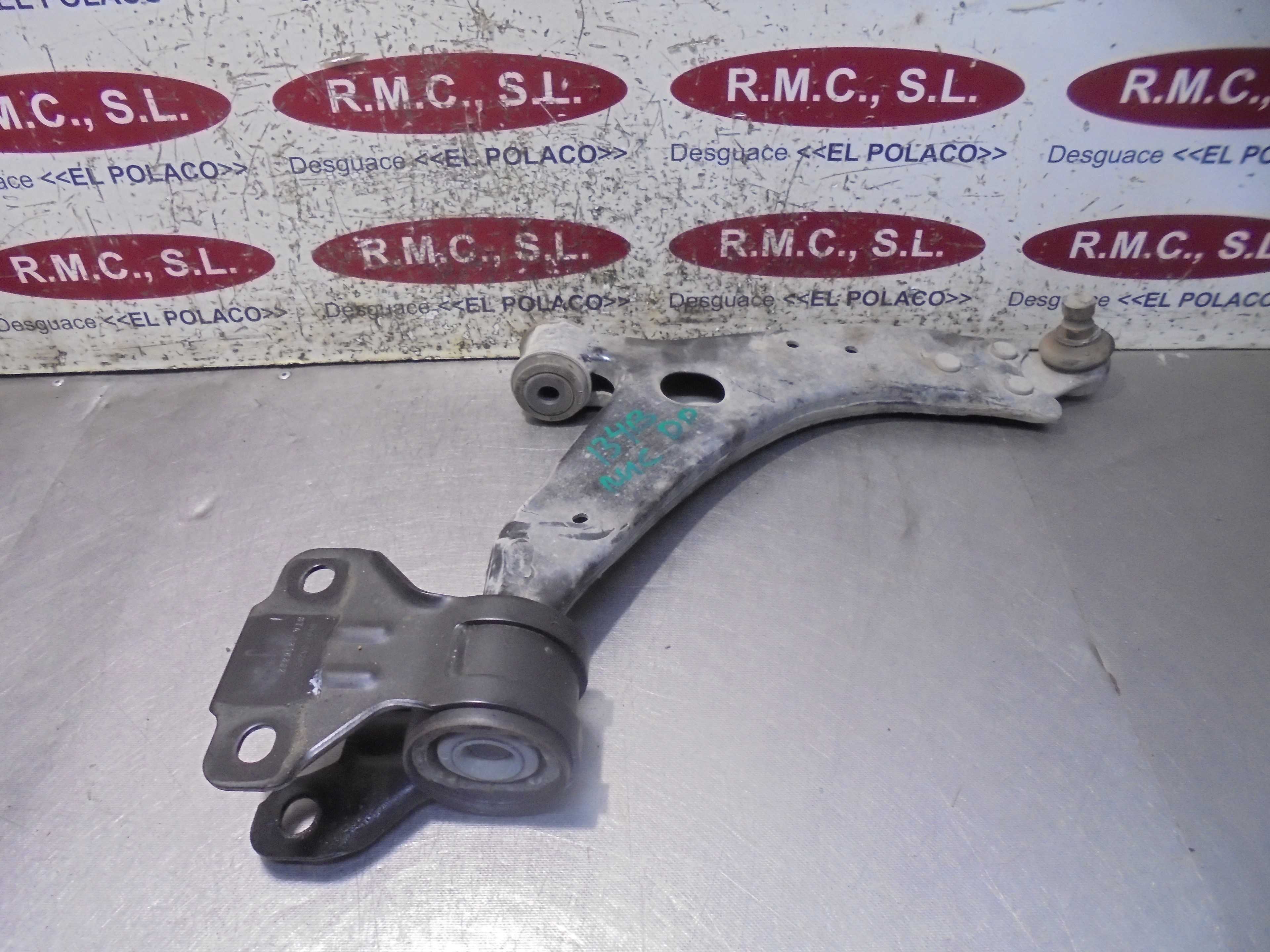 Recambio de brazo suspension inferior delantero derecho para ford focus trend referencia OEM IAM   
