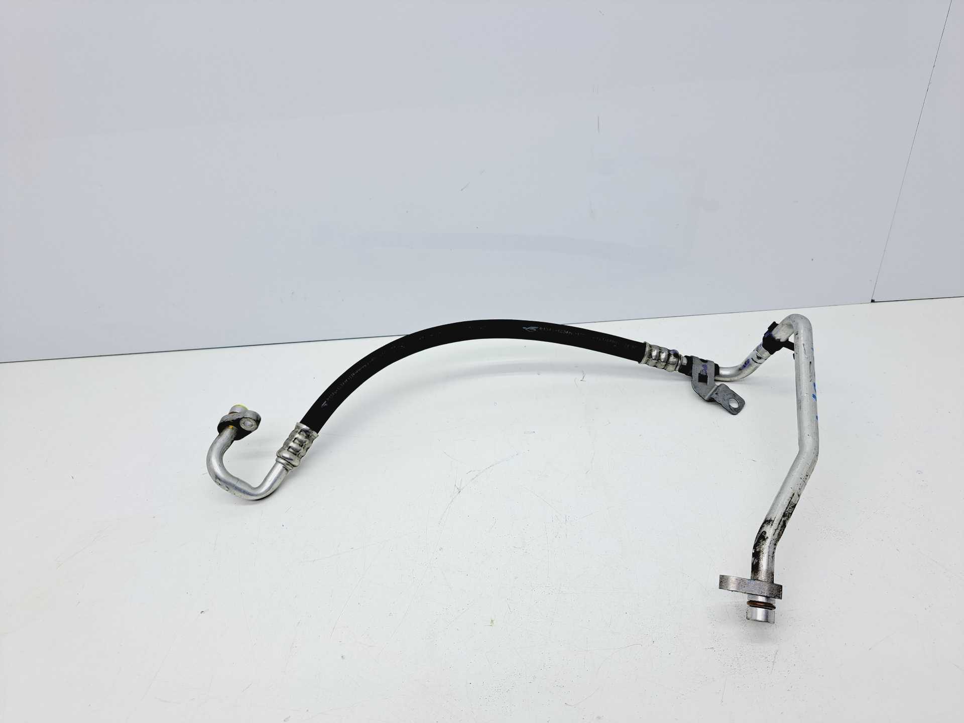Recambio de tubos aire acondicionado para renault clio v edition one referencia OEM IAM 924900333R  