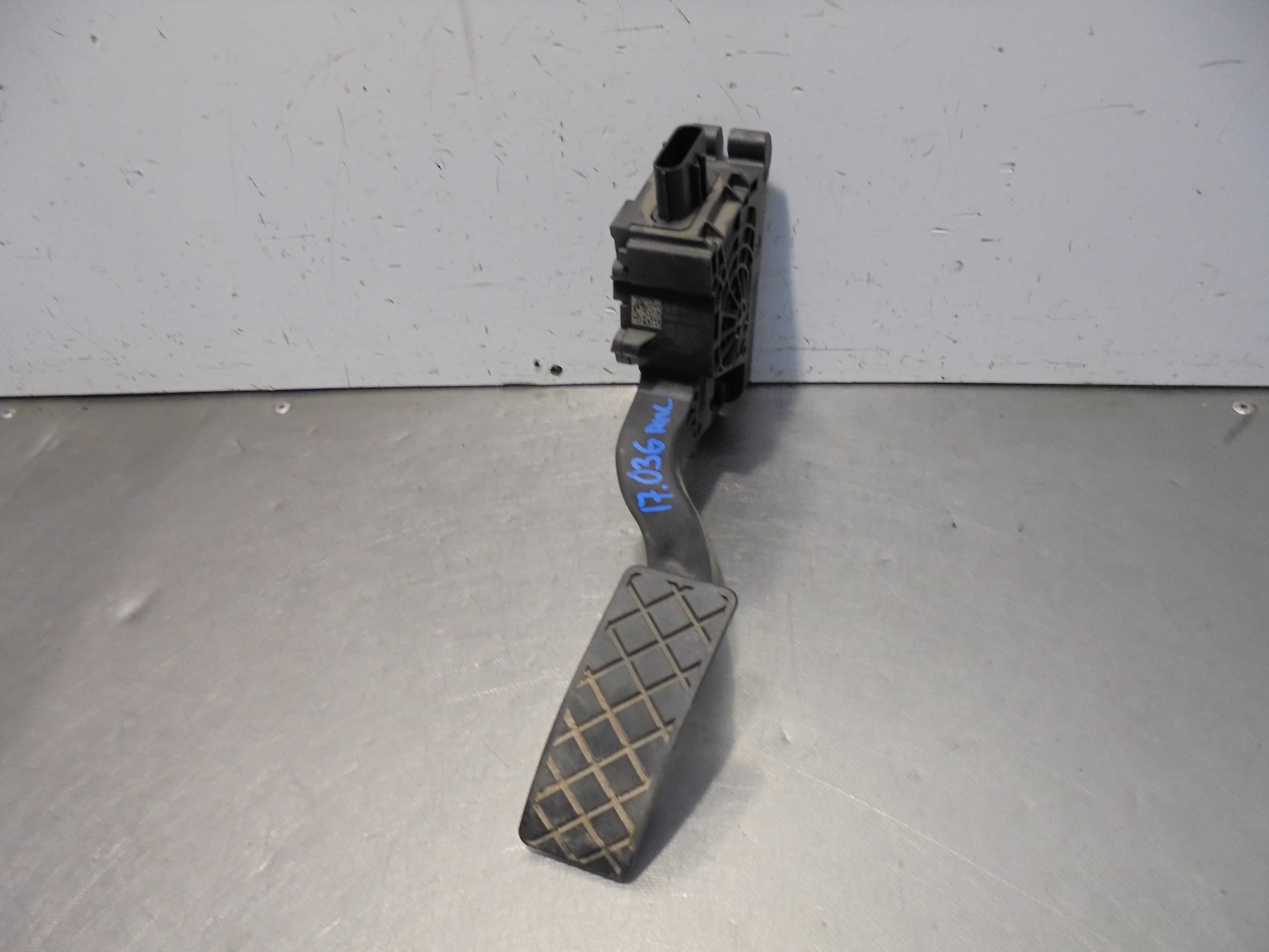 Recambio de pedal acelerador para skoda kamiq (nw4) active referencia OEM IAM 2Q1723503  