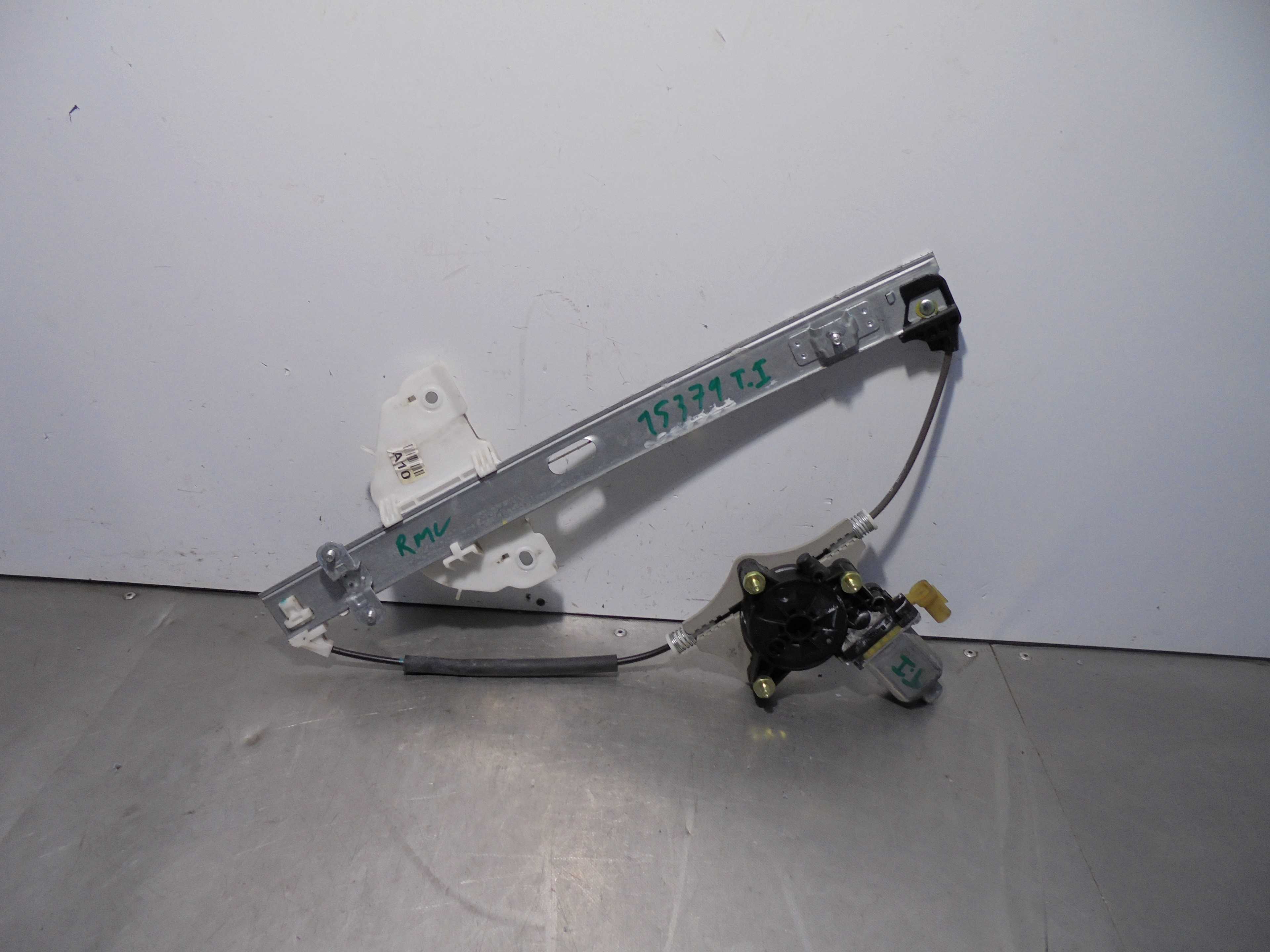 Recambio de elevalunas trasero izquierdo para kia rio (yb) attract referencia OEM IAM  ELECTRICO 5 PUERTAS 