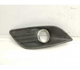 REJILLA PARAGOLPES DERECHA 8M5119953A 