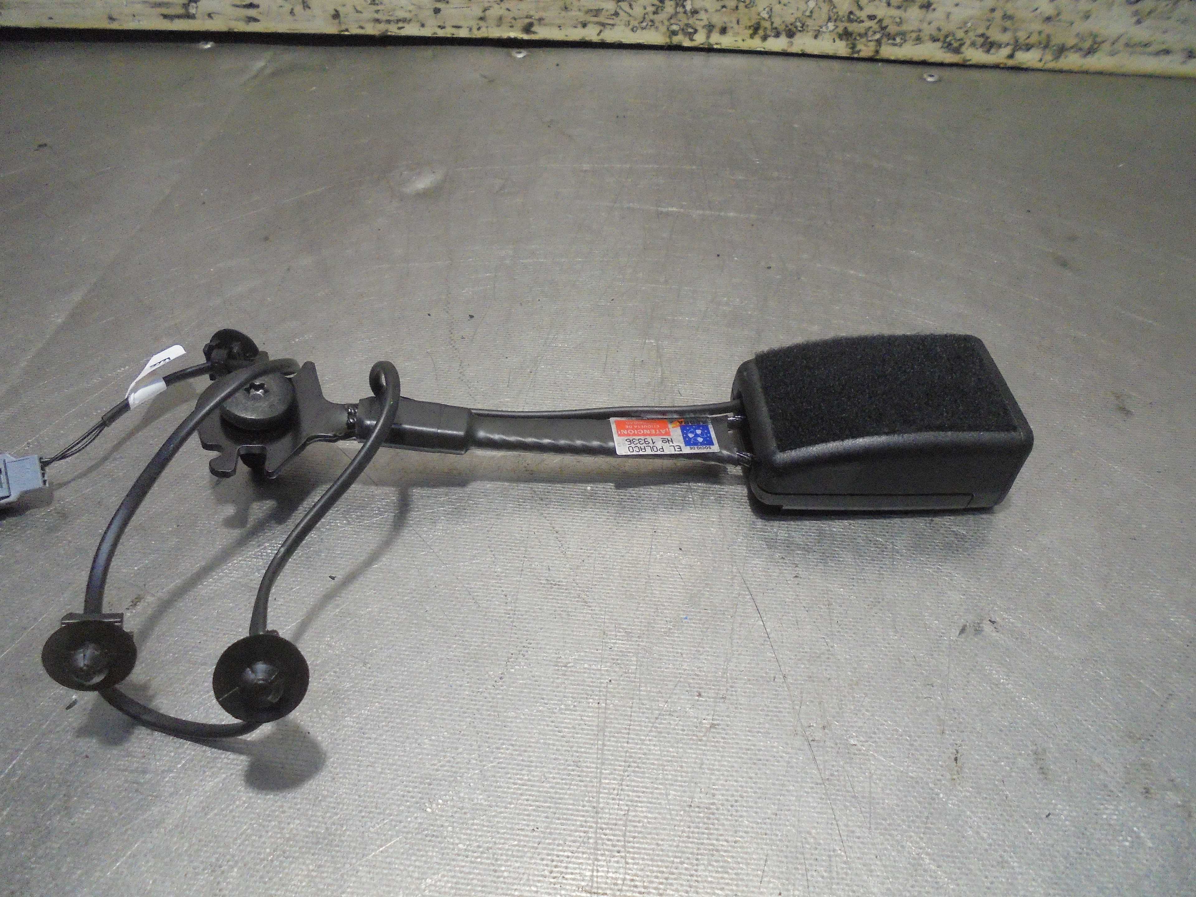 Recambio de anclaje cinturon de seguridad para renault clio v business referencia OEM IAM   