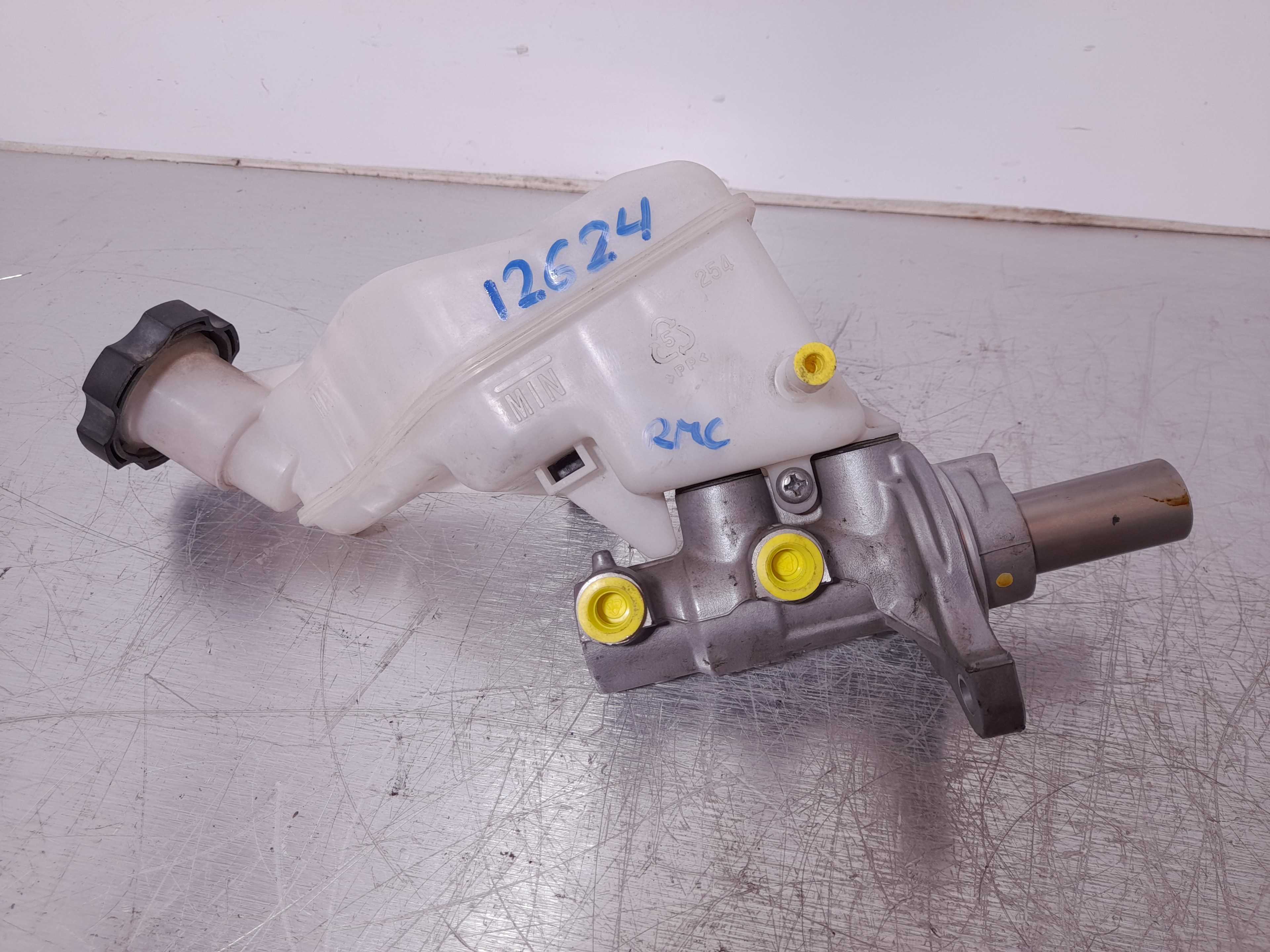 Recambio de bomba freno para kia carens ( ) basic referencia OEM IAM   