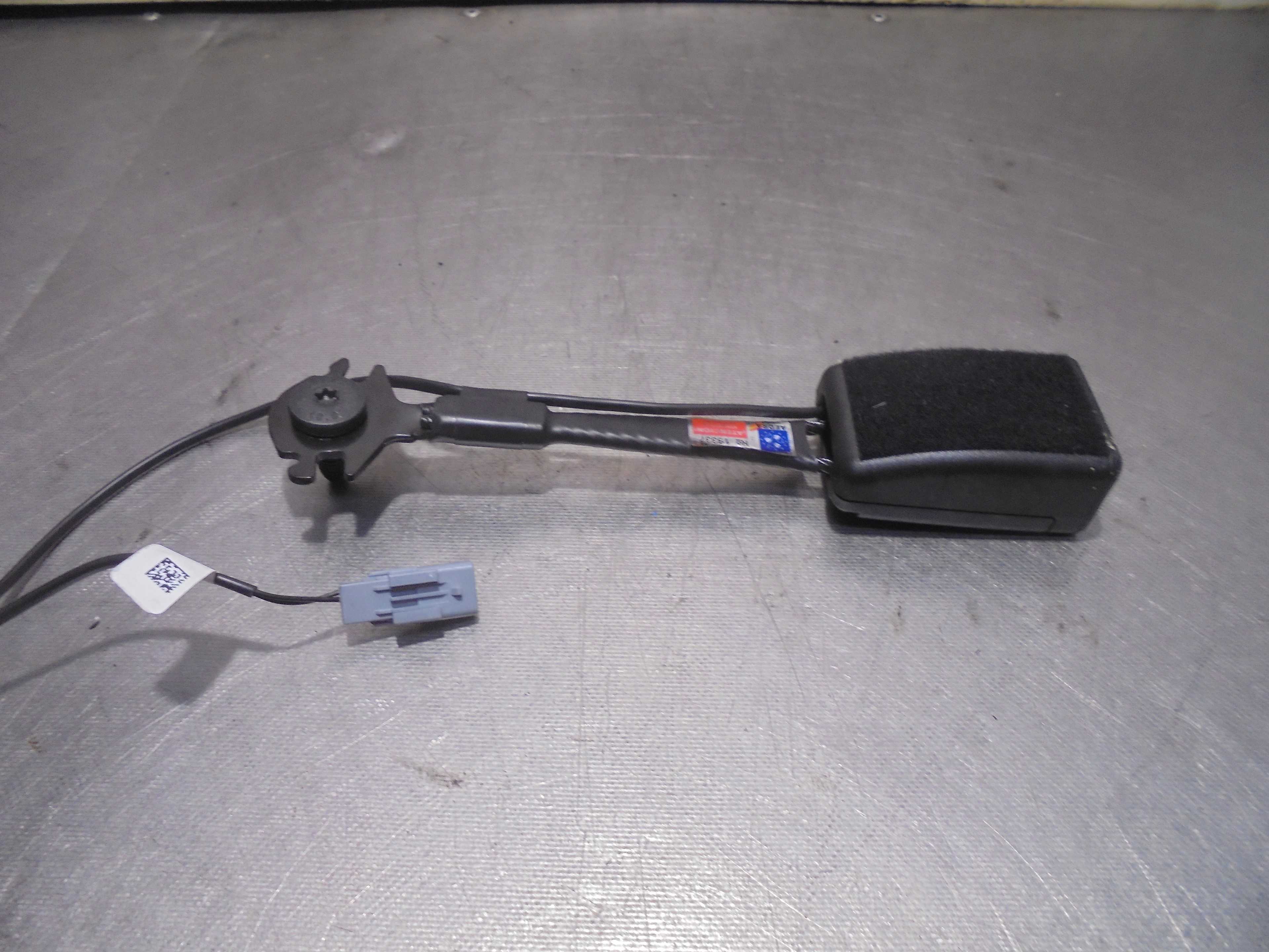 Recambio de anclaje cinturon de seguridad para renault clio v business referencia OEM IAM   