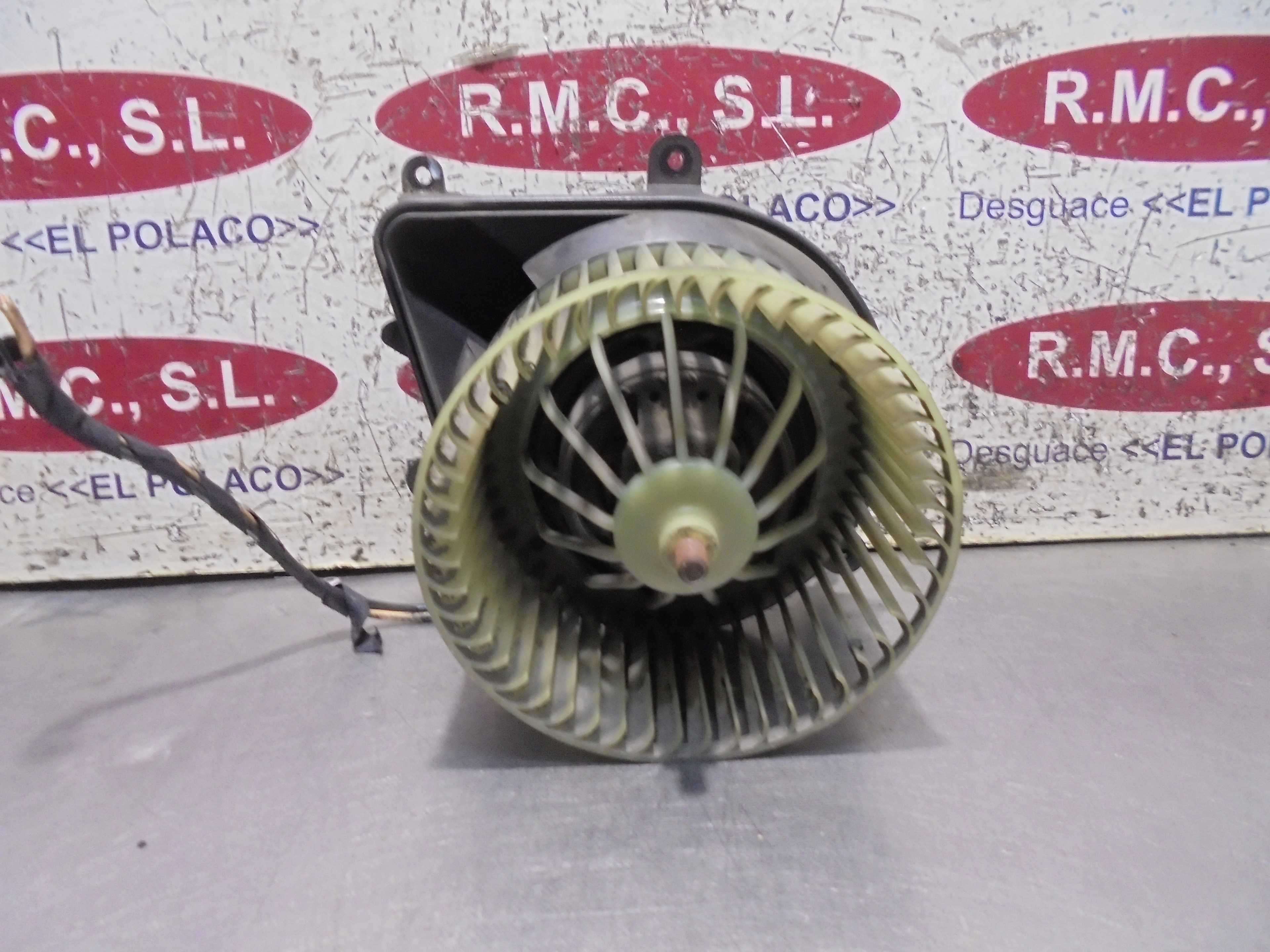 Recambio de motor calefaccion para citroën xsara berlina 1.4 hdi magic referencia OEM IAM 210681233  