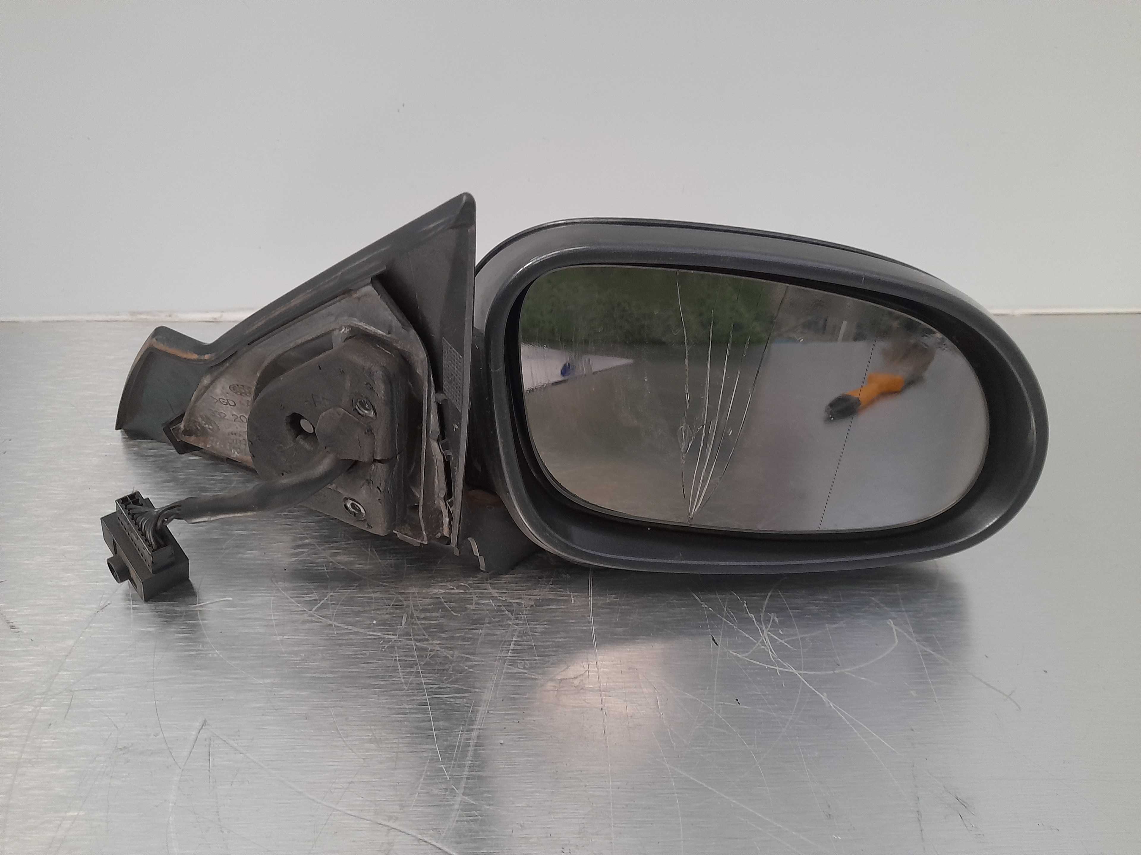 Recambio de retrovisor derecho para mercedes-benz clase clk (w209) coupe 270 cdi (209.316) referencia OEM IAM   