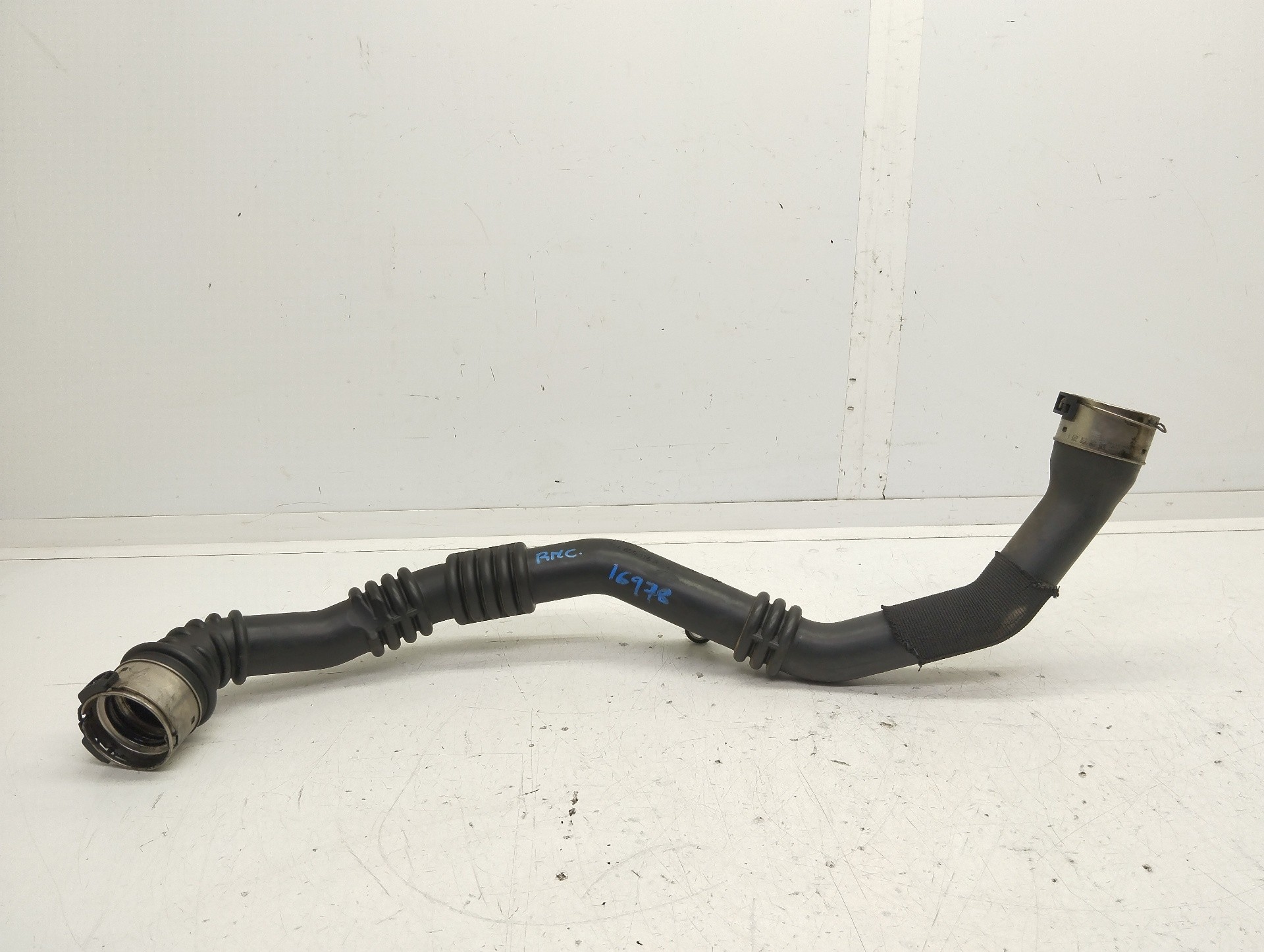 Recambio de tubo de admision para renault captur 1.5 dci diesel fap referencia OEM IAM 144609116R  