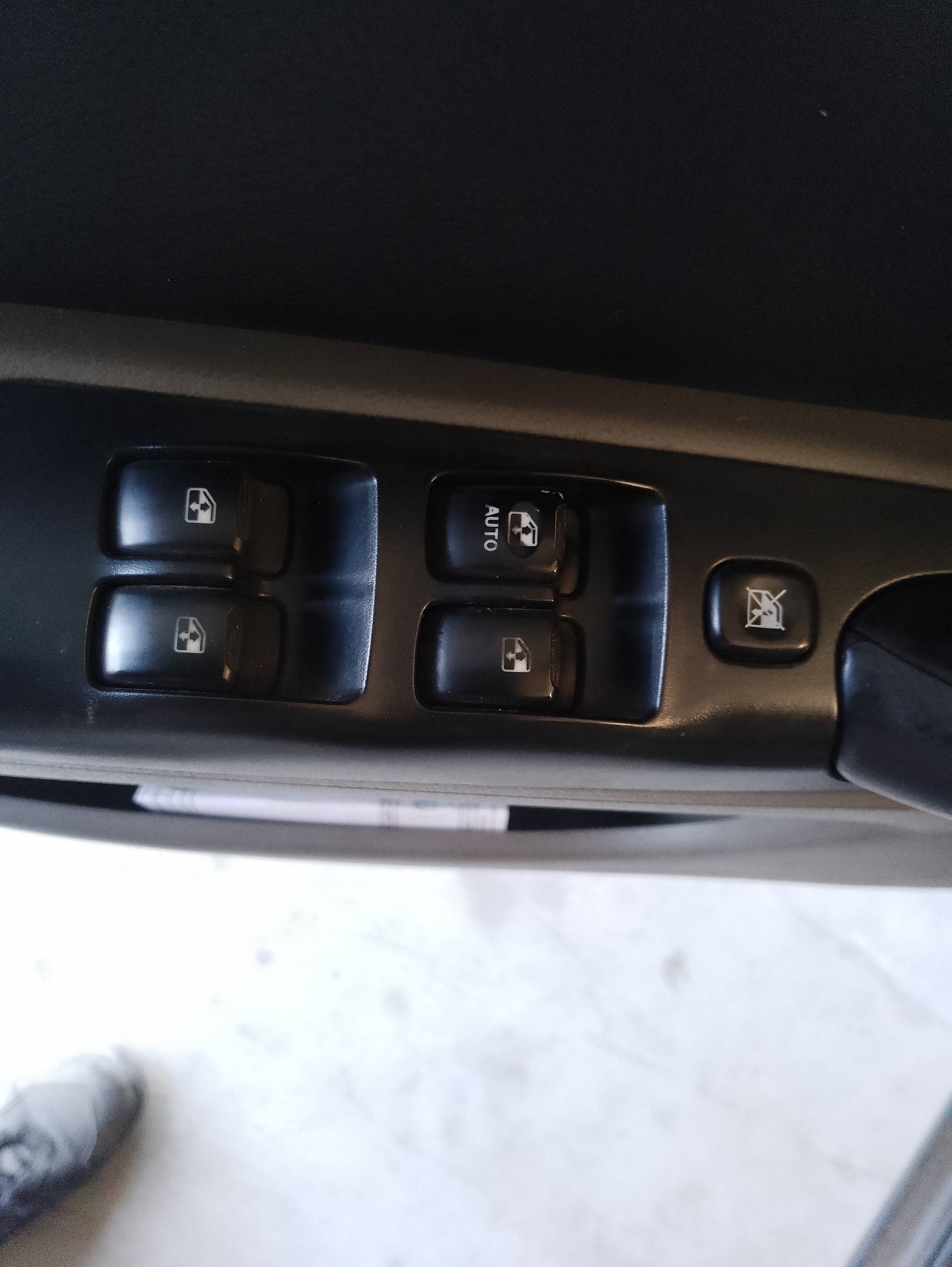 Recambio de mando elevalunas delantero izquierdo para chevrolet tacuma se referencia OEM IAM   