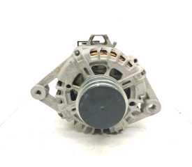 Recambio de alternador para kia stonic (ybcuv) business referencia OEM IAM 3730003BA5 2712186 VALEO