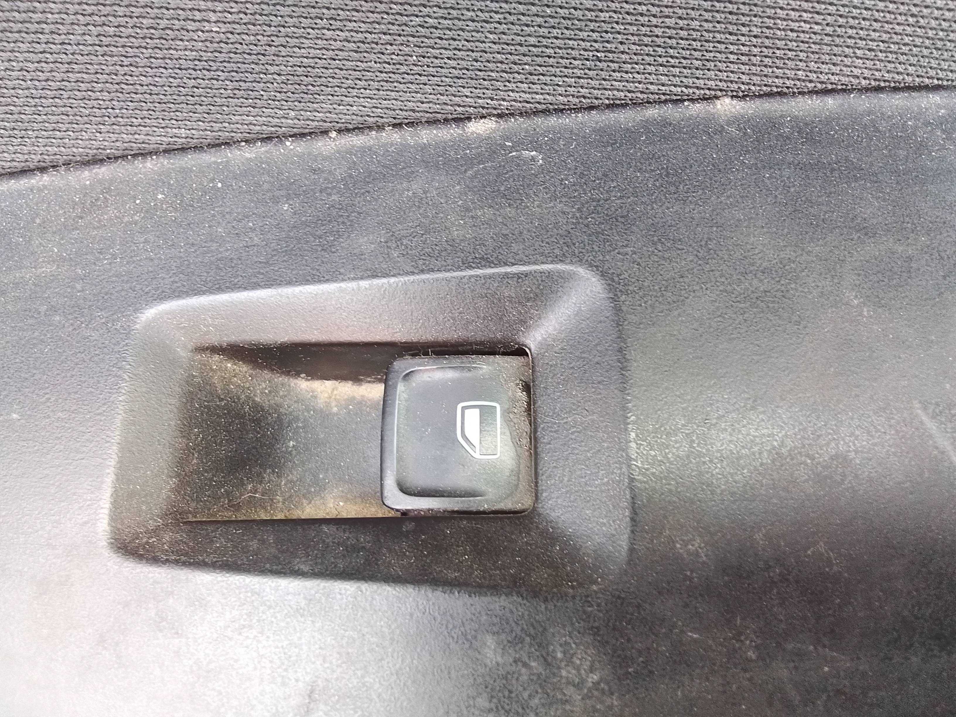 Recambio de mando elevalunas delantero derecho para seat leon (5f1) i-tech referencia OEM IAM   