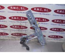 ELEVALUNAS TRASERO DERECHO BM51A27000 