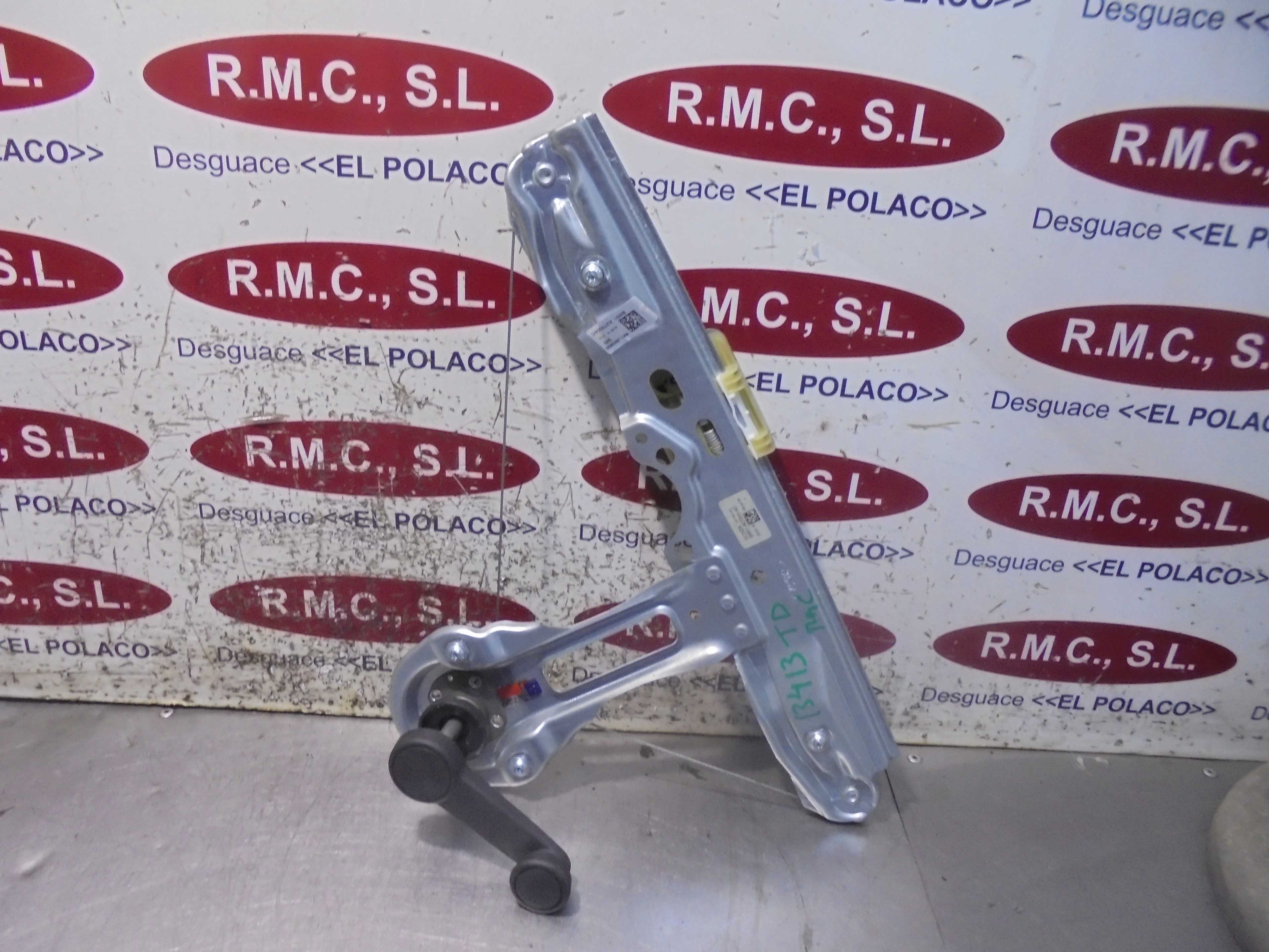 Recambio de elevalunas trasero derecho para ford focus trend referencia OEM IAM BM51A27000  