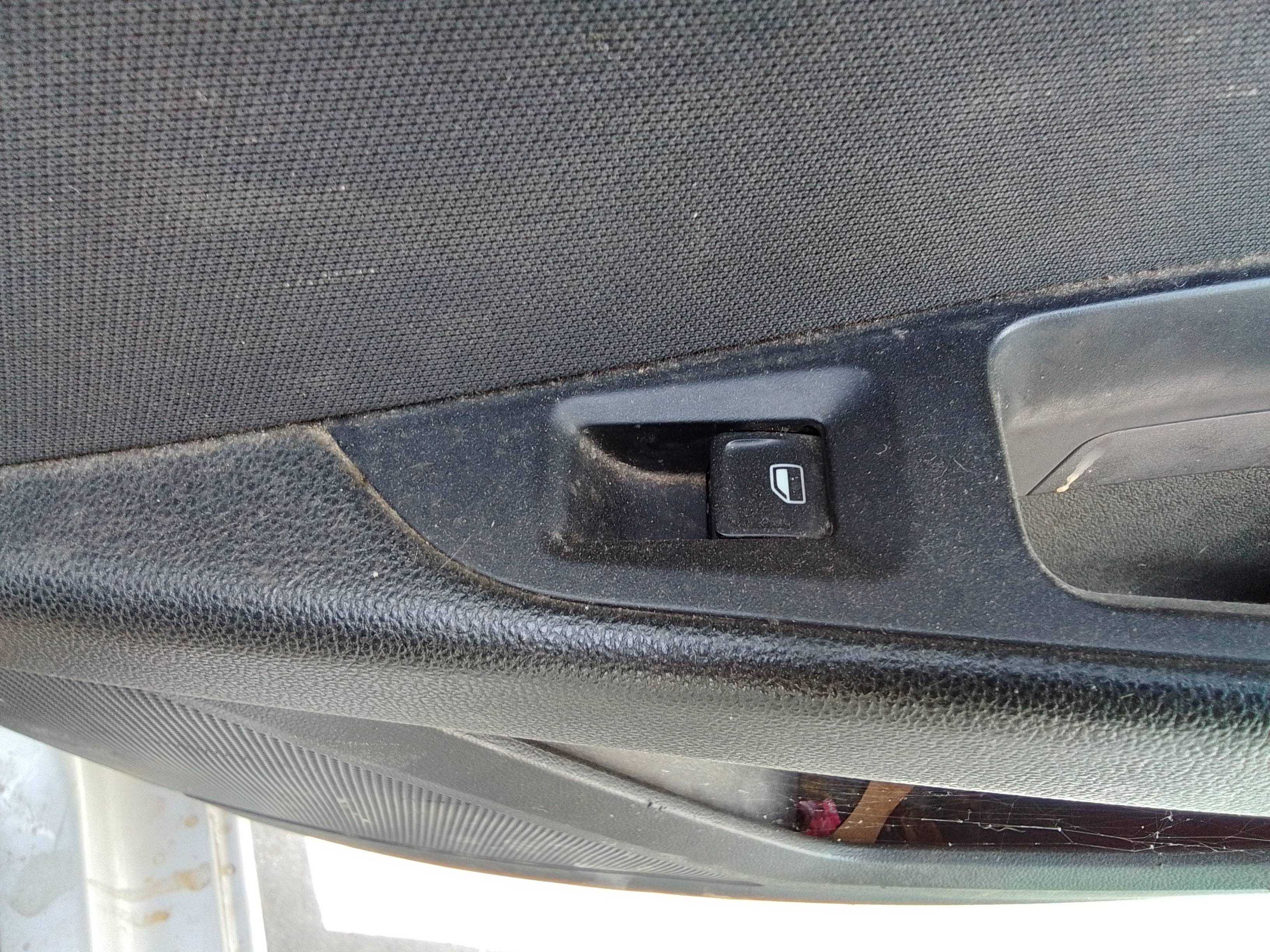 Recambio de mando elevalunas trasero derecho para seat leon (5f1) i-tech referencia OEM IAM 5G0959855A  