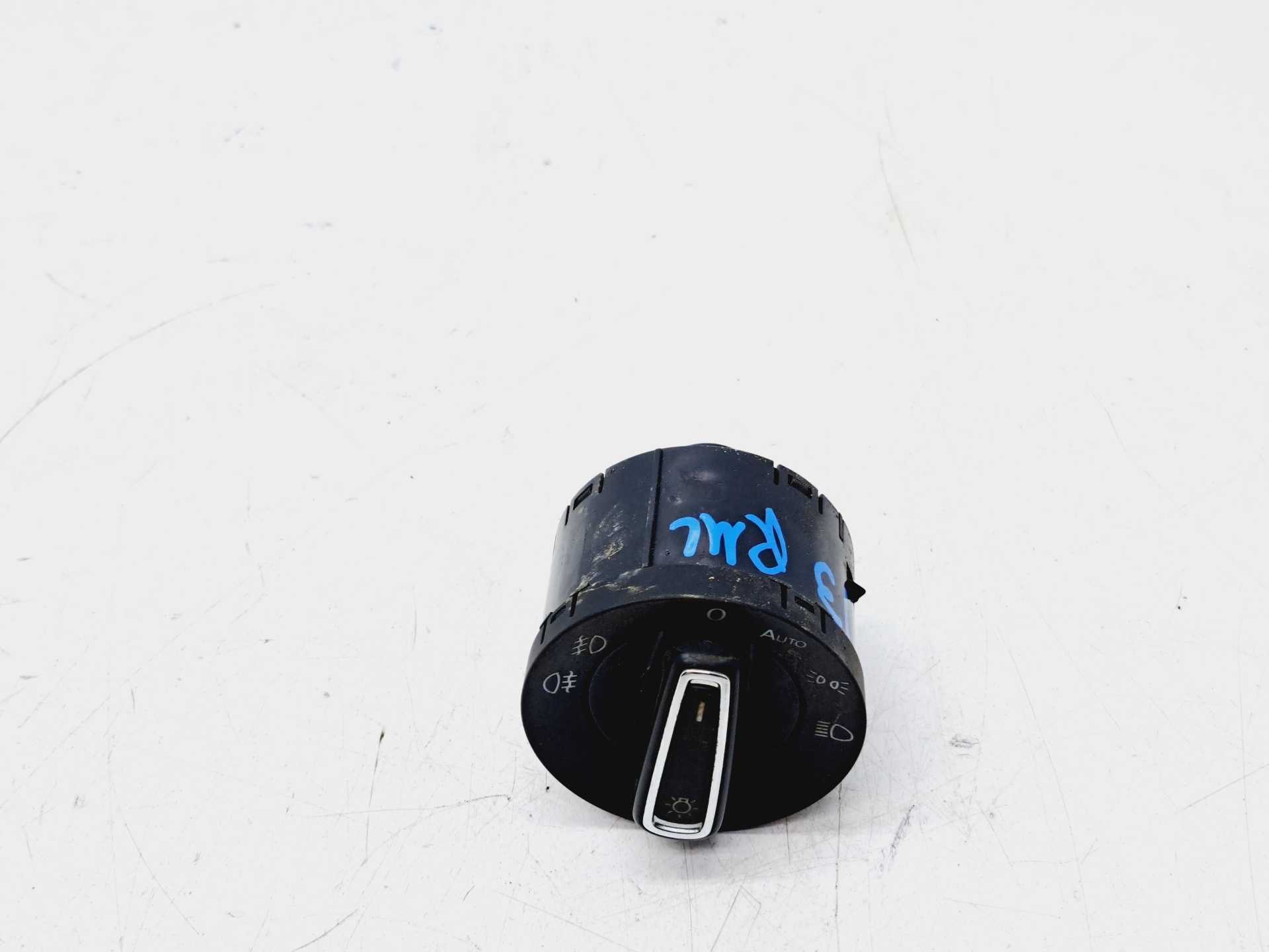 Recambio de mando luces para seat leon (5f1) i-tech referencia OEM IAM 5G0941431AF  
