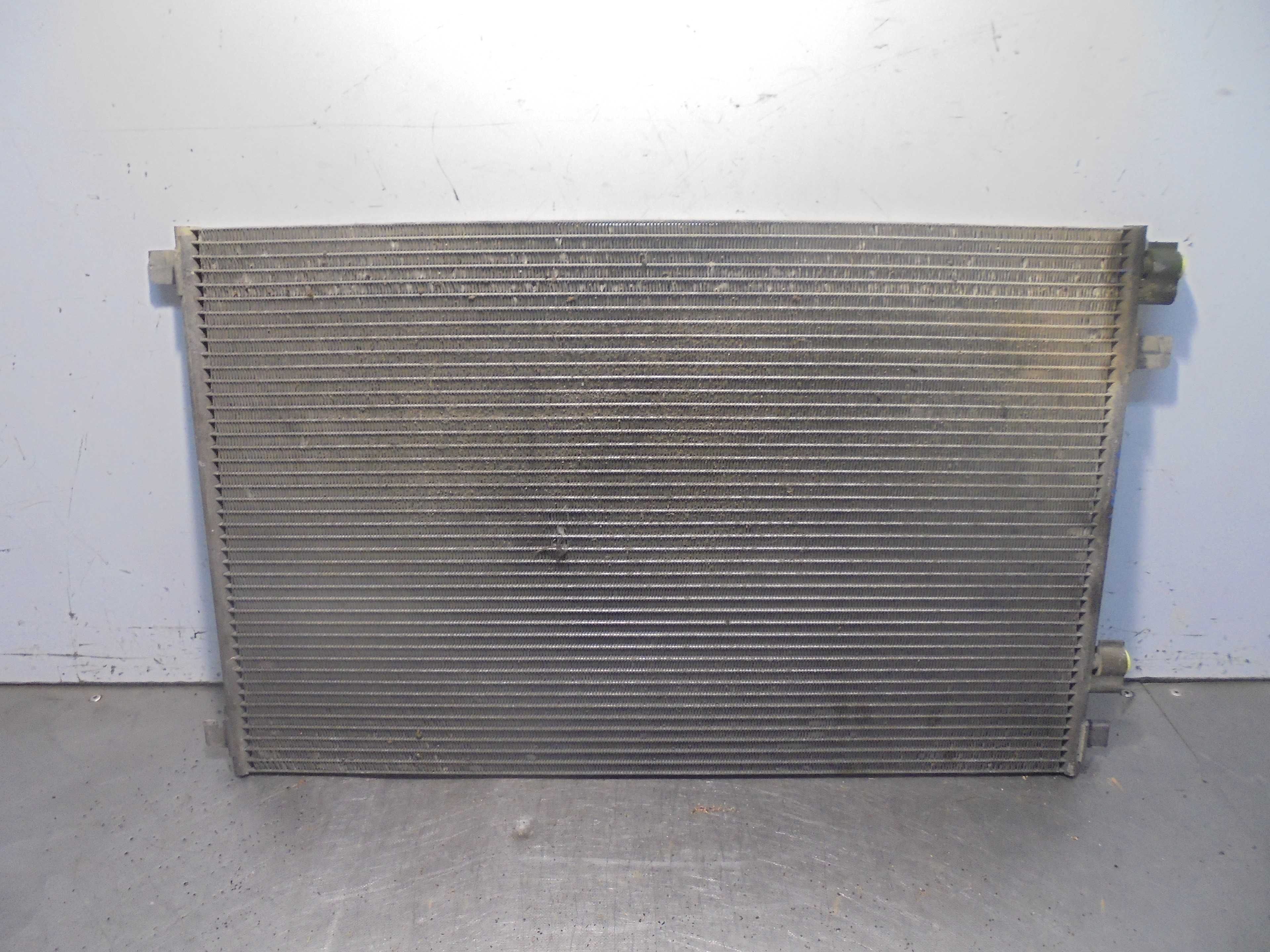 Recambio de condensador / radiador aire acondicionado para renault scenic ii authentique referencia OEM IAM 8200115543 VALEO 