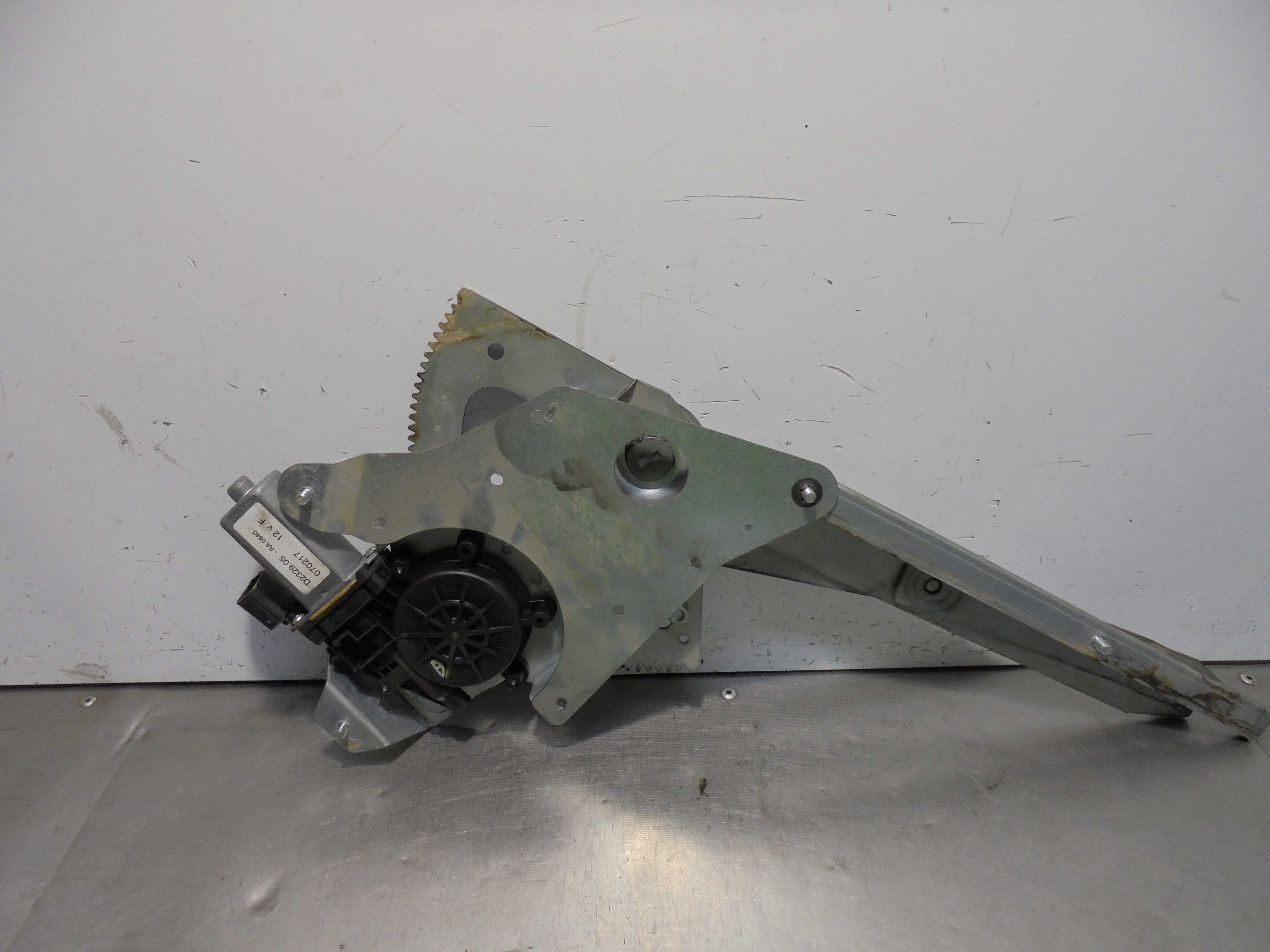 Recambio de elevalunas delantero izquierdo para renault kangoo (f/kc0) 1.5 dci diesel referencia OEM IAM  ELECTRICO 