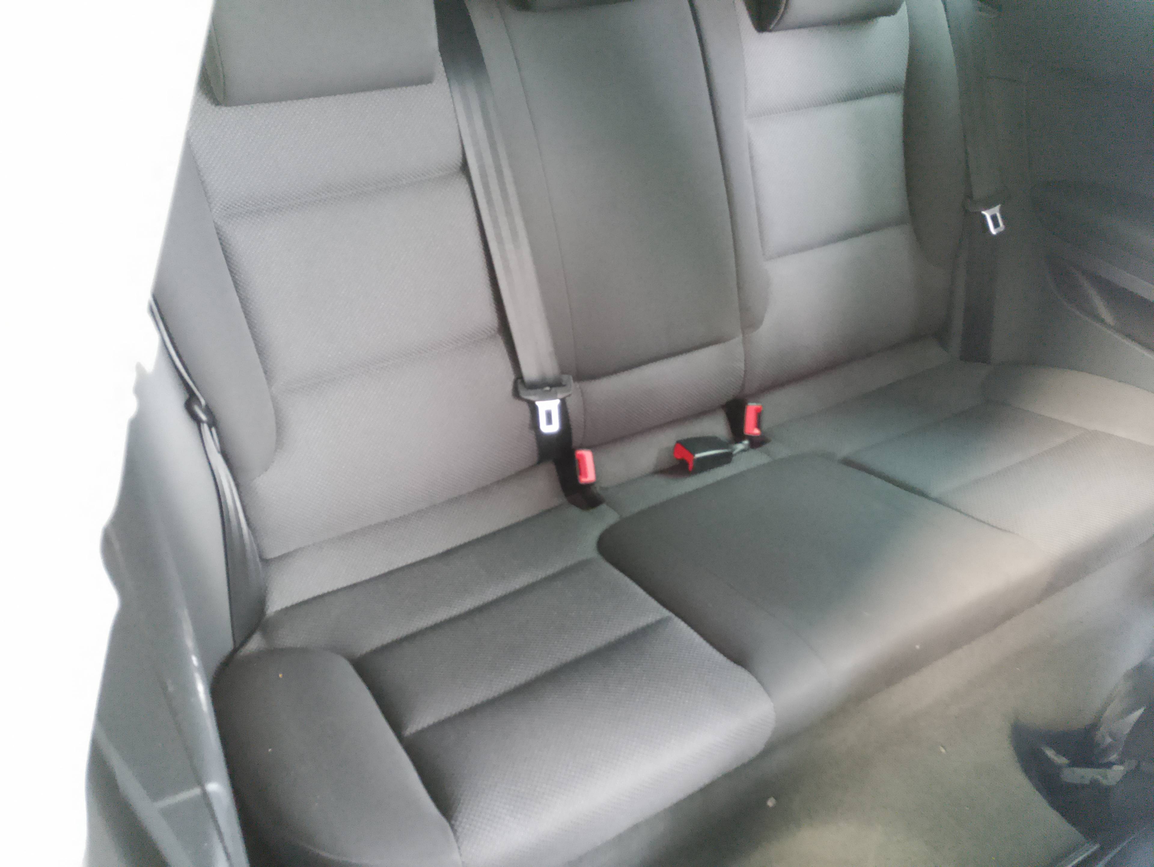 Recambio de asientos traseros para audi a3 (8p) 1.9 tdi ambiente referencia OEM IAM   
