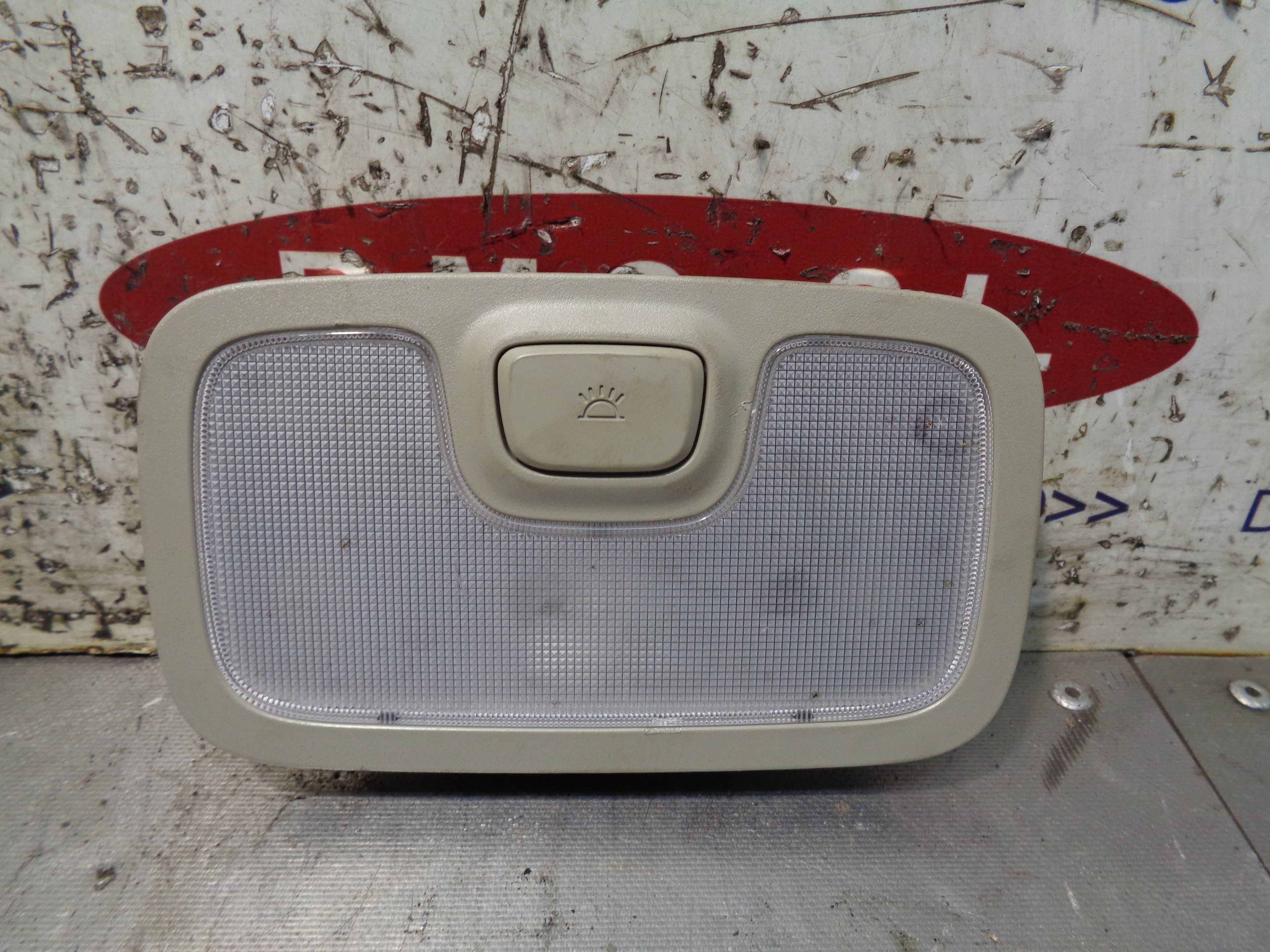 Recambio de luz interior para kia carens ( ) basic referencia OEM IAM 92850A4000  