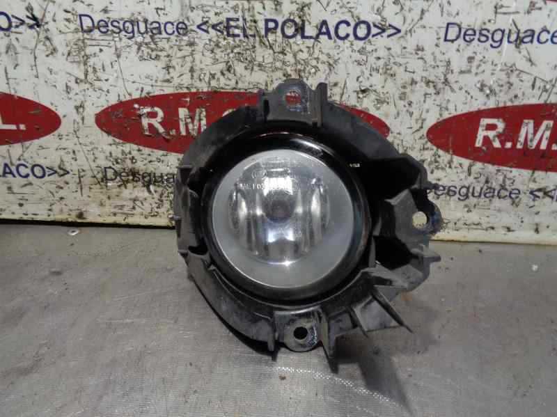 Recambio de faro antiniebla derecho para toyota avensis cross sport (t27) active referencia OEM IAM 812100D042 89210656 VALEO