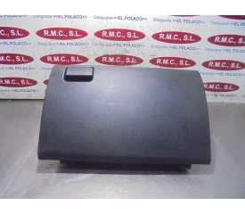 Recambio de guantera para toyota avensis cross sport (t27) active referencia OEM IAM 5555005090  