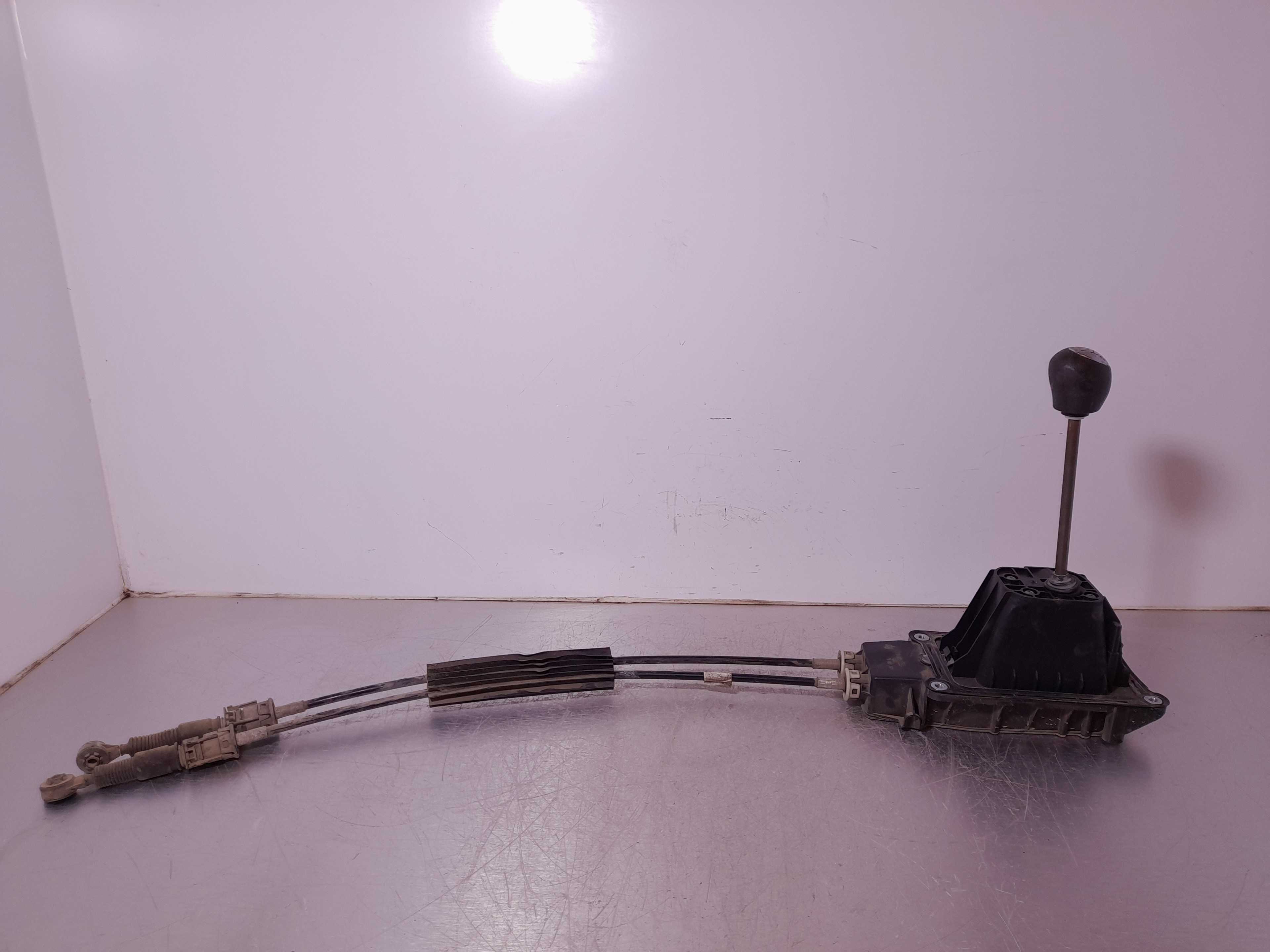 Recambio de palanca cambio para renault clio grandtour authentique referencia OEM IAM   