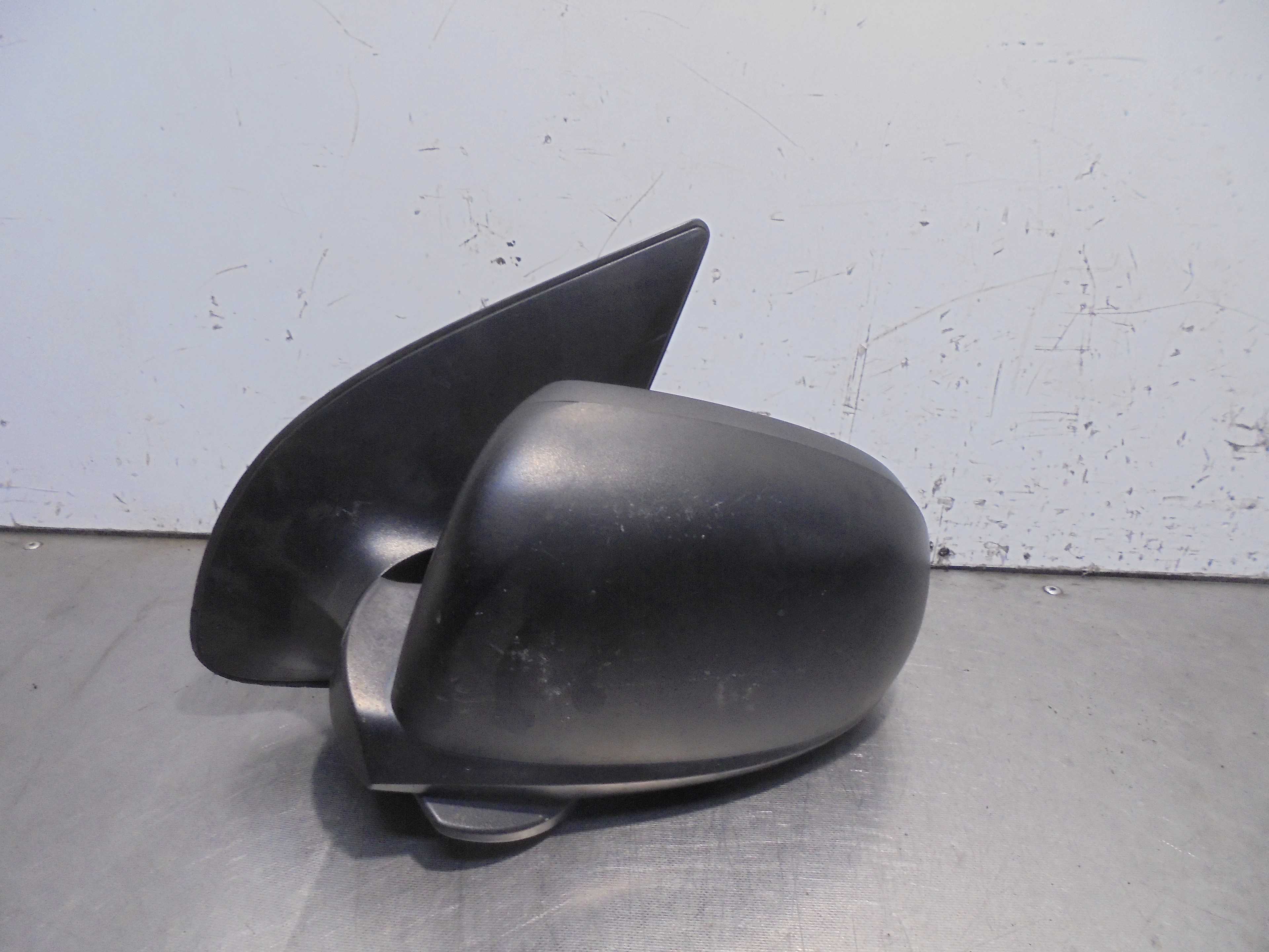 Recambio de retrovisor izquierdo para hyundai i20 1.2 cat referencia OEM IAM 876104P000 MANUAL 5 PUERTAS 876101J000