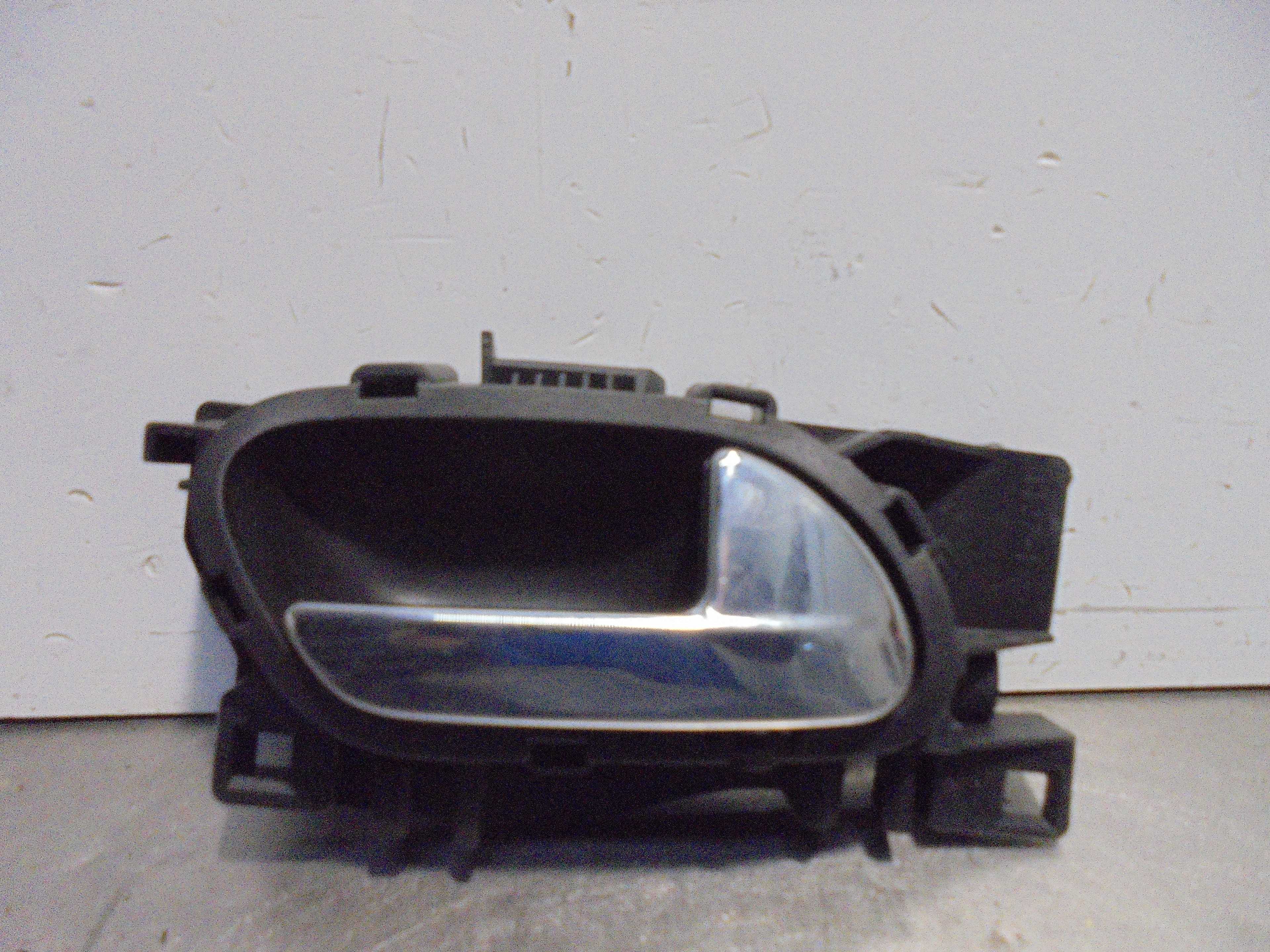 Recambio de maneta interior trasera derecha para peugeot 308 sport referencia OEM IAM 9660525380  