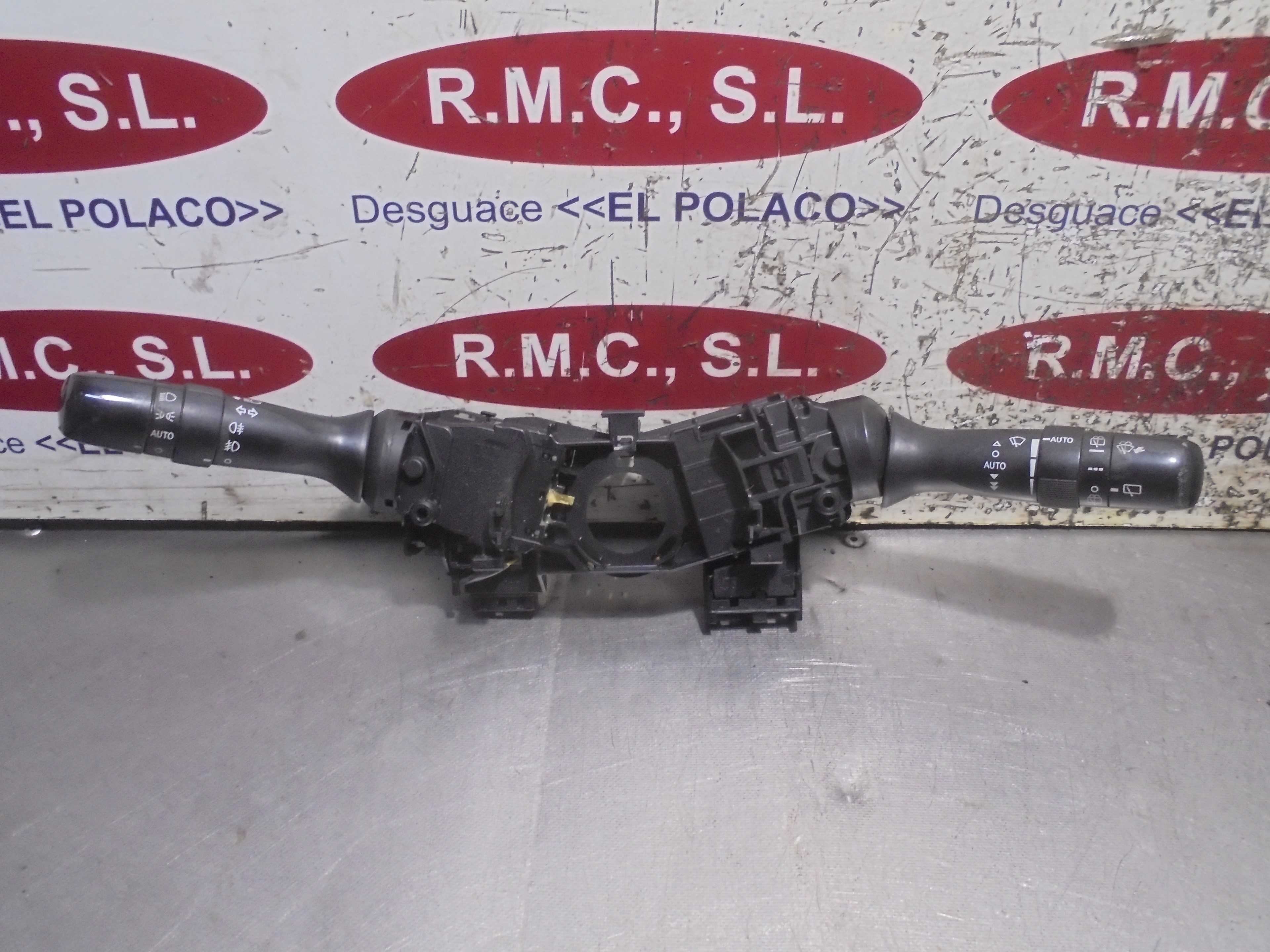 Recambio de mando luces para toyota avensis cross sport (t27) active referencia OEM IAM   