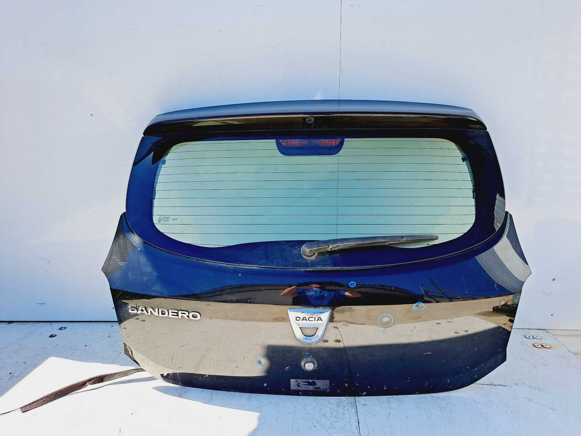 Recambio de porton trasero para dacia sandero stepway referencia OEM IAM   