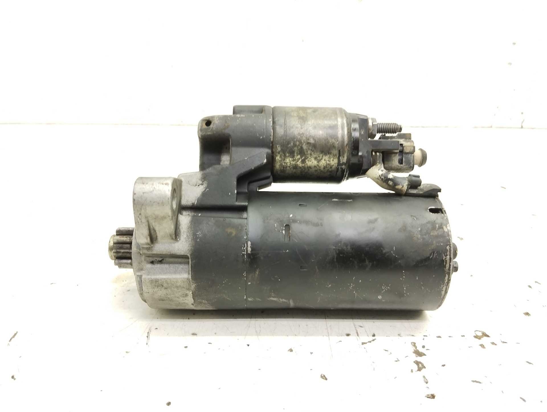 Recambio de motores de arranque para volkswagen touareg (7la) tdi v6 referencia OEM IAM 070911023BX  