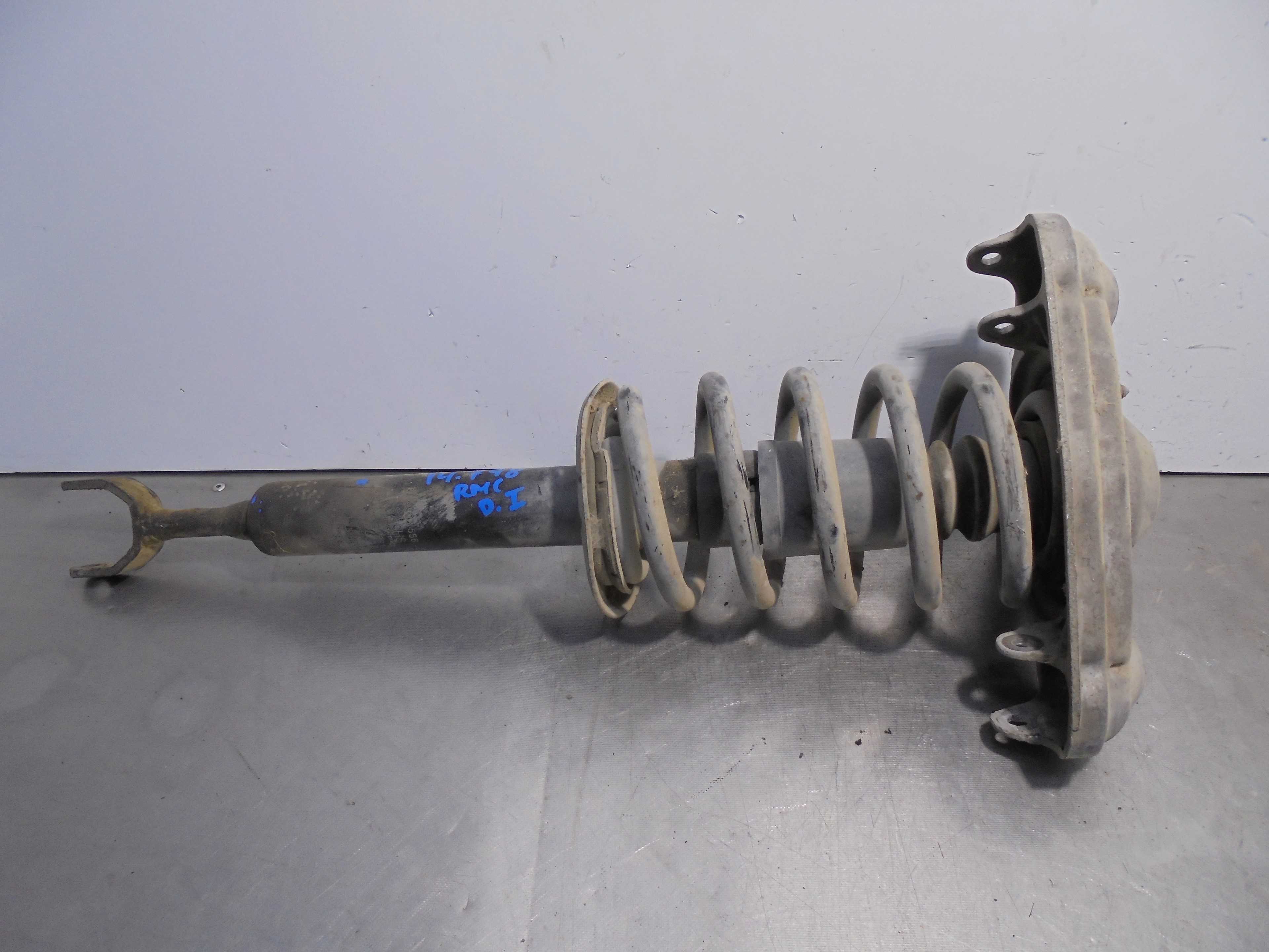 Recambio de amortiguador delantero izquierdo para audi a6 berlina (4b2) referencia OEM IAM 4B0412031BG  