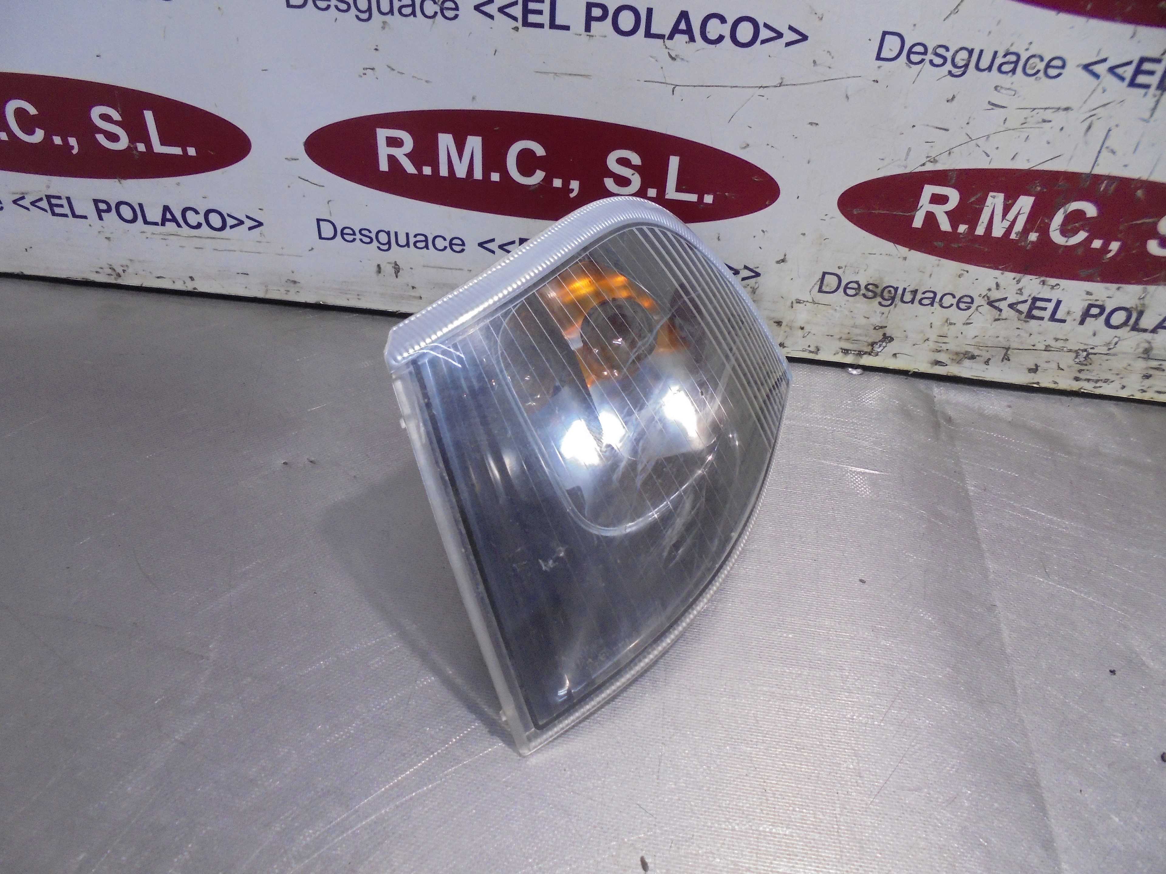 Recambio de piloto delantero izquierdo para volvo s40 berlina td referencia OEM IAM 30854653  