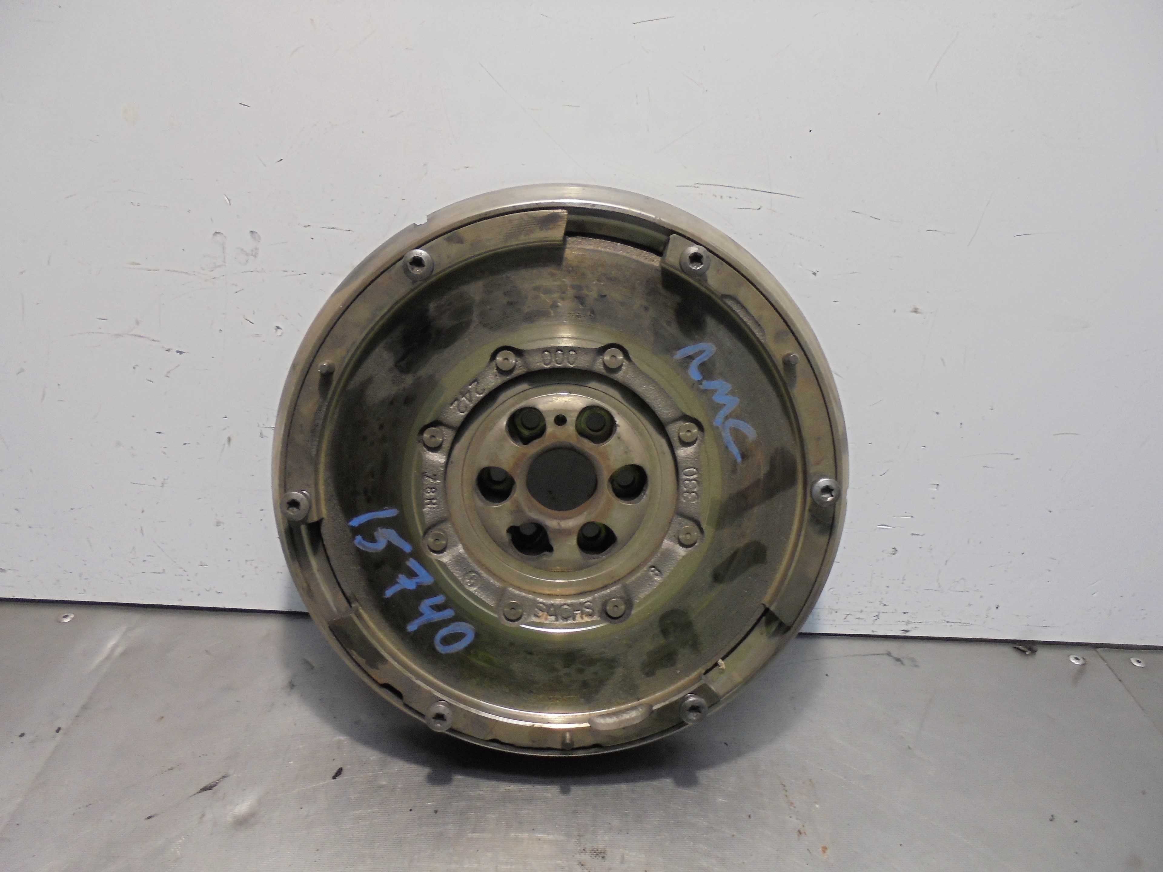 Recambio de volante motor para peugeot 308 sport referencia OEM IAM 9659269480 SACHS 