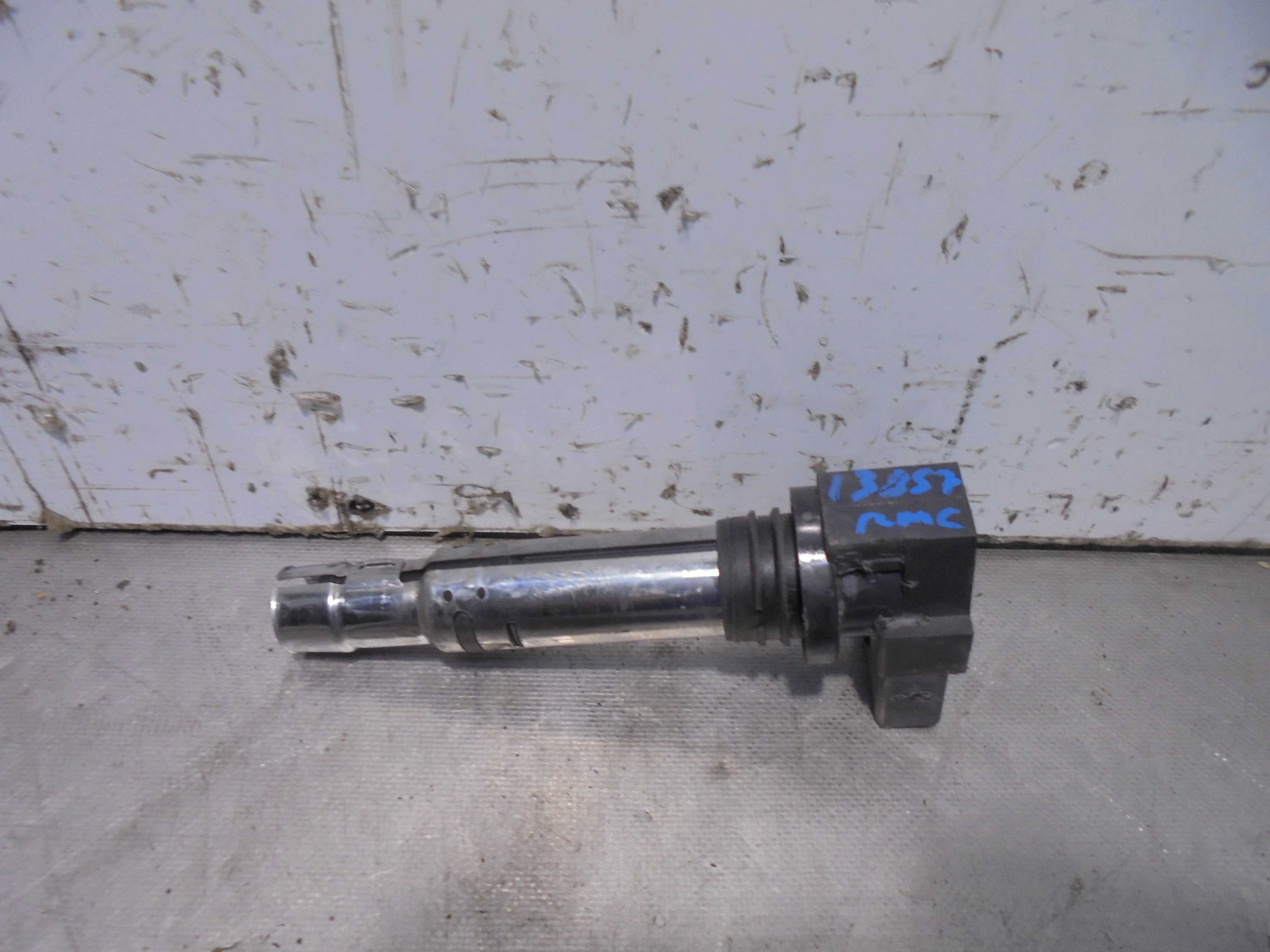 Recambio de bobina encendido para seat ibiza (6l1) 1.4 16v referencia OEM IAM 0986221023 BOSCH 