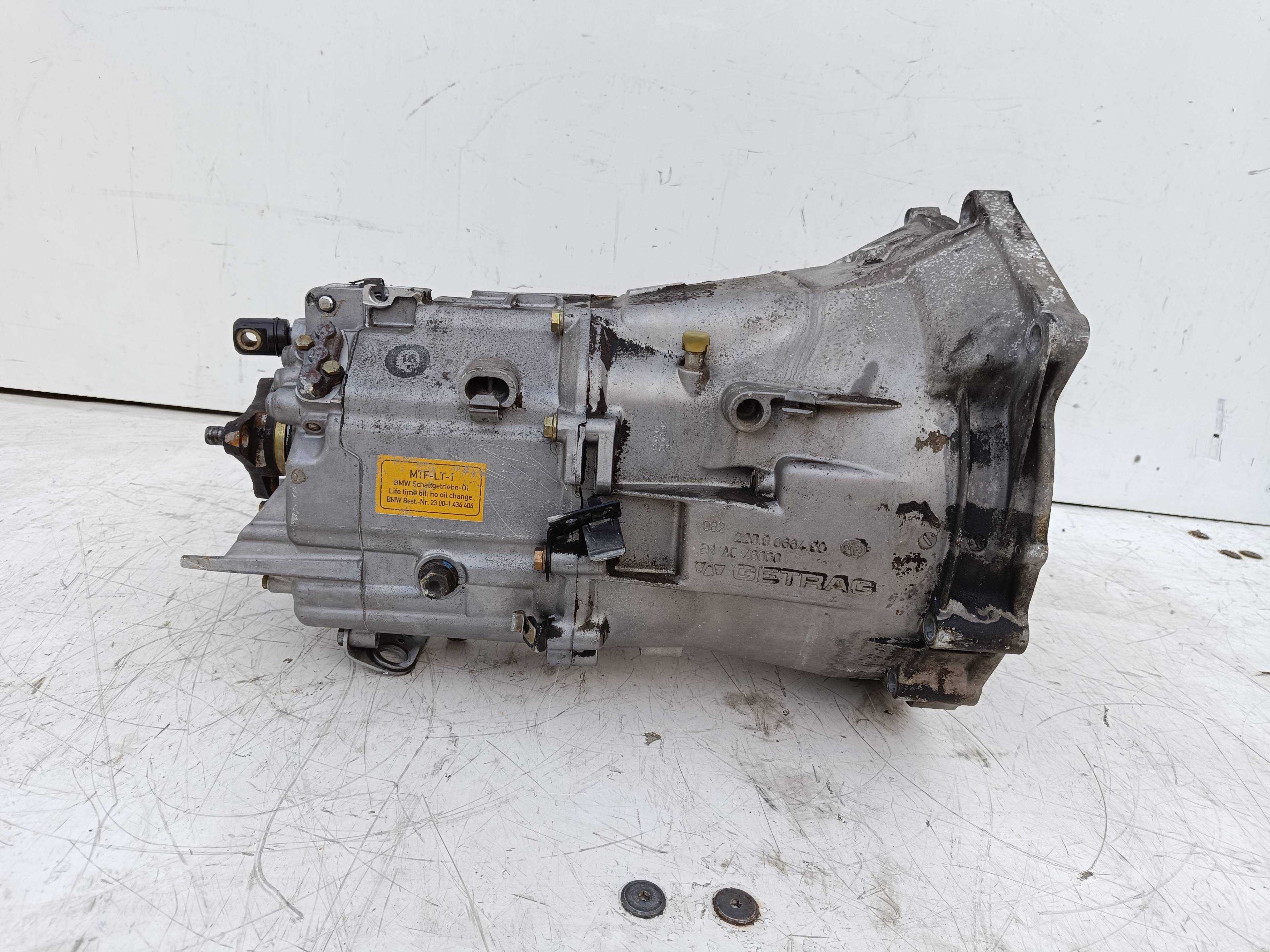Recambio de caja cambios para bmw serie 3 berlina (e46) 318i referencia OEM IAM 0084982 BDH  