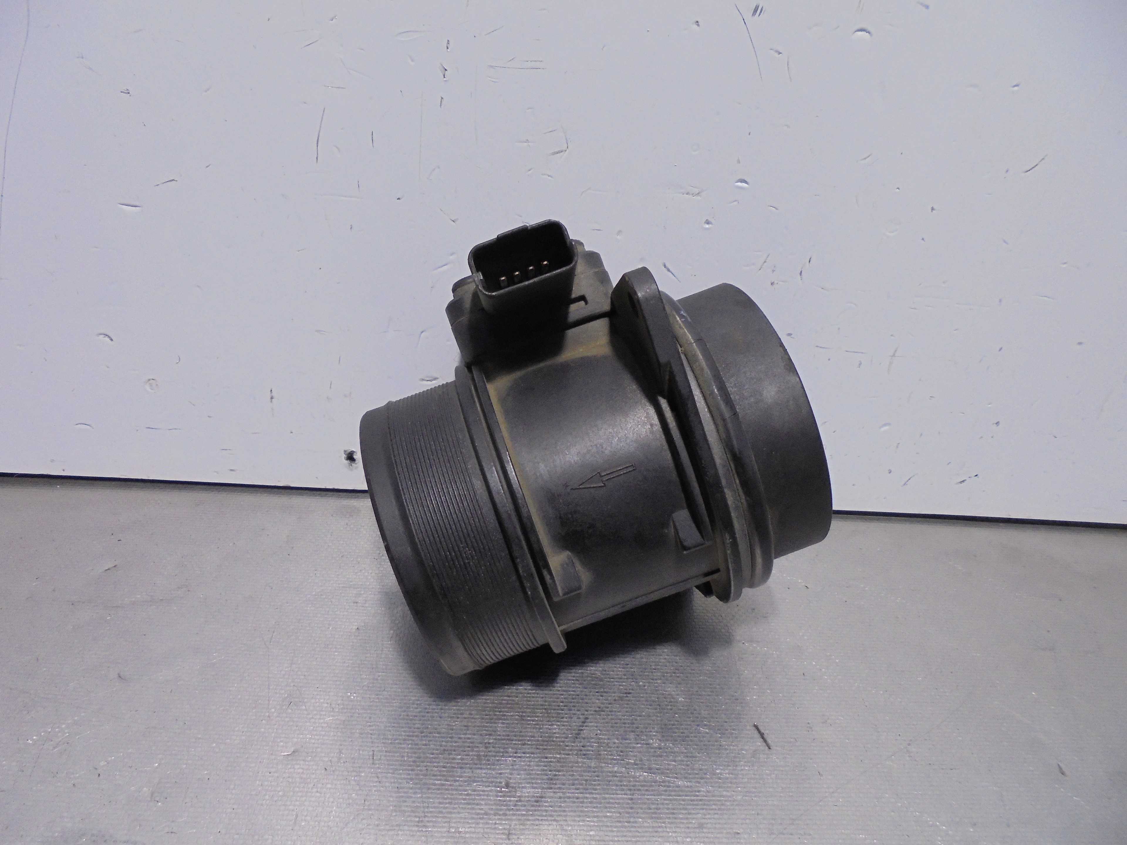 Recambio de caudalimetro para peugeot 607 (s2) básico referencia OEM IAM 9645948780 SIEMENS VDO 