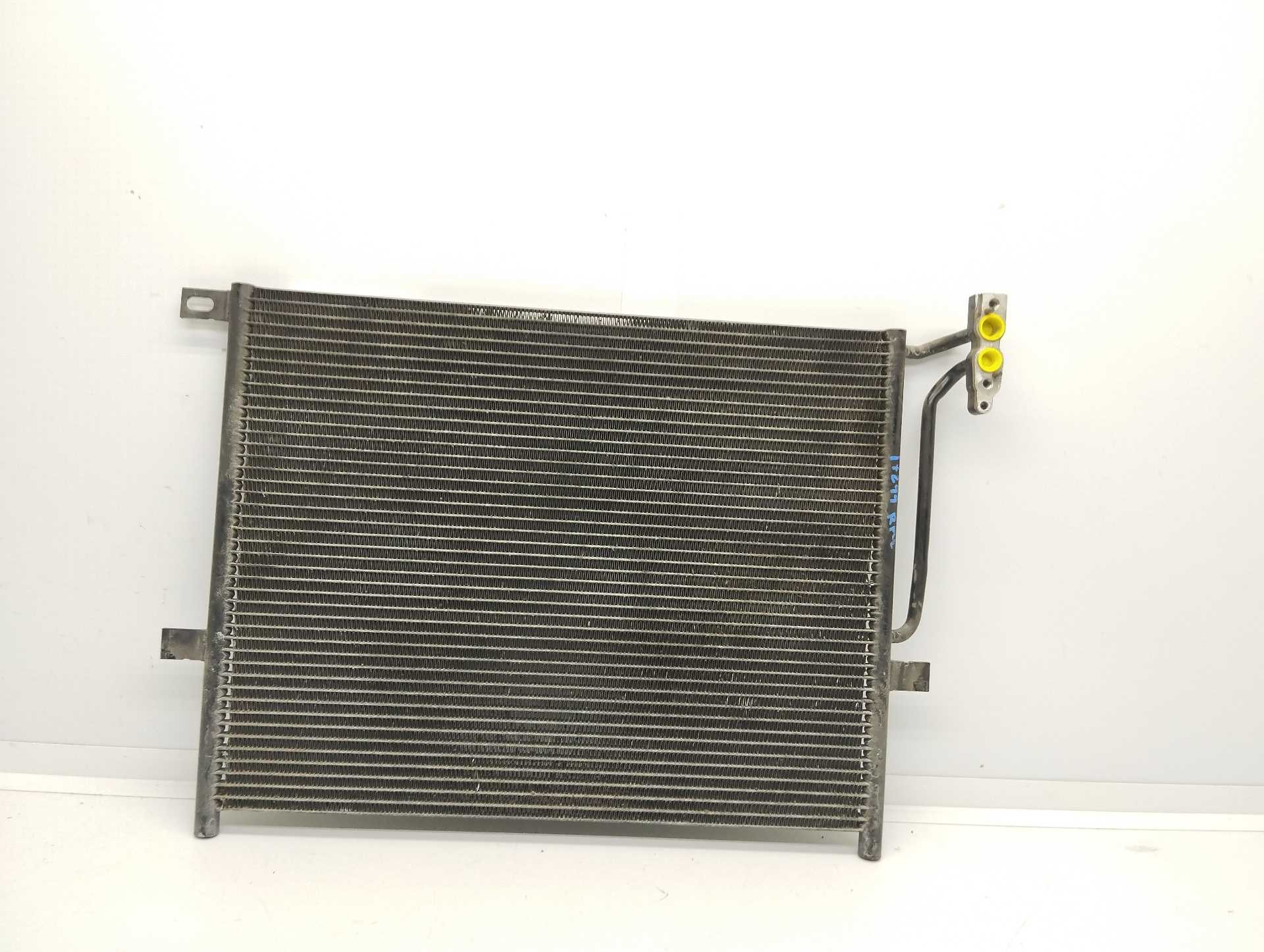 Recambio de condensador / radiador aire acondicionado para bmw serie 3 berlina (e46) 318i referencia OEM IAM 64538377614  