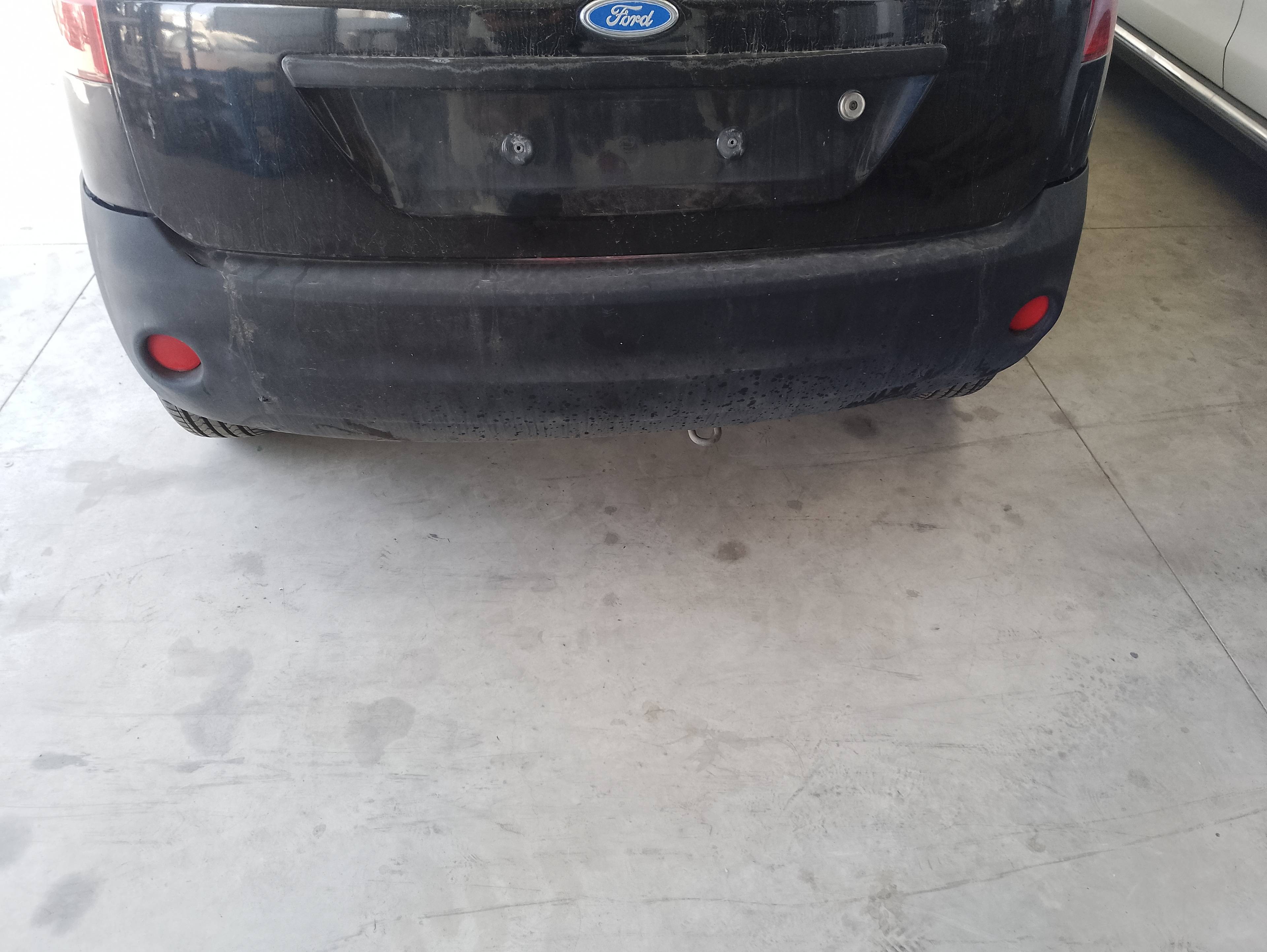 Recambio de paragolpes trasero para ford fiesta (cbk) ambiente referencia OEM IAM   