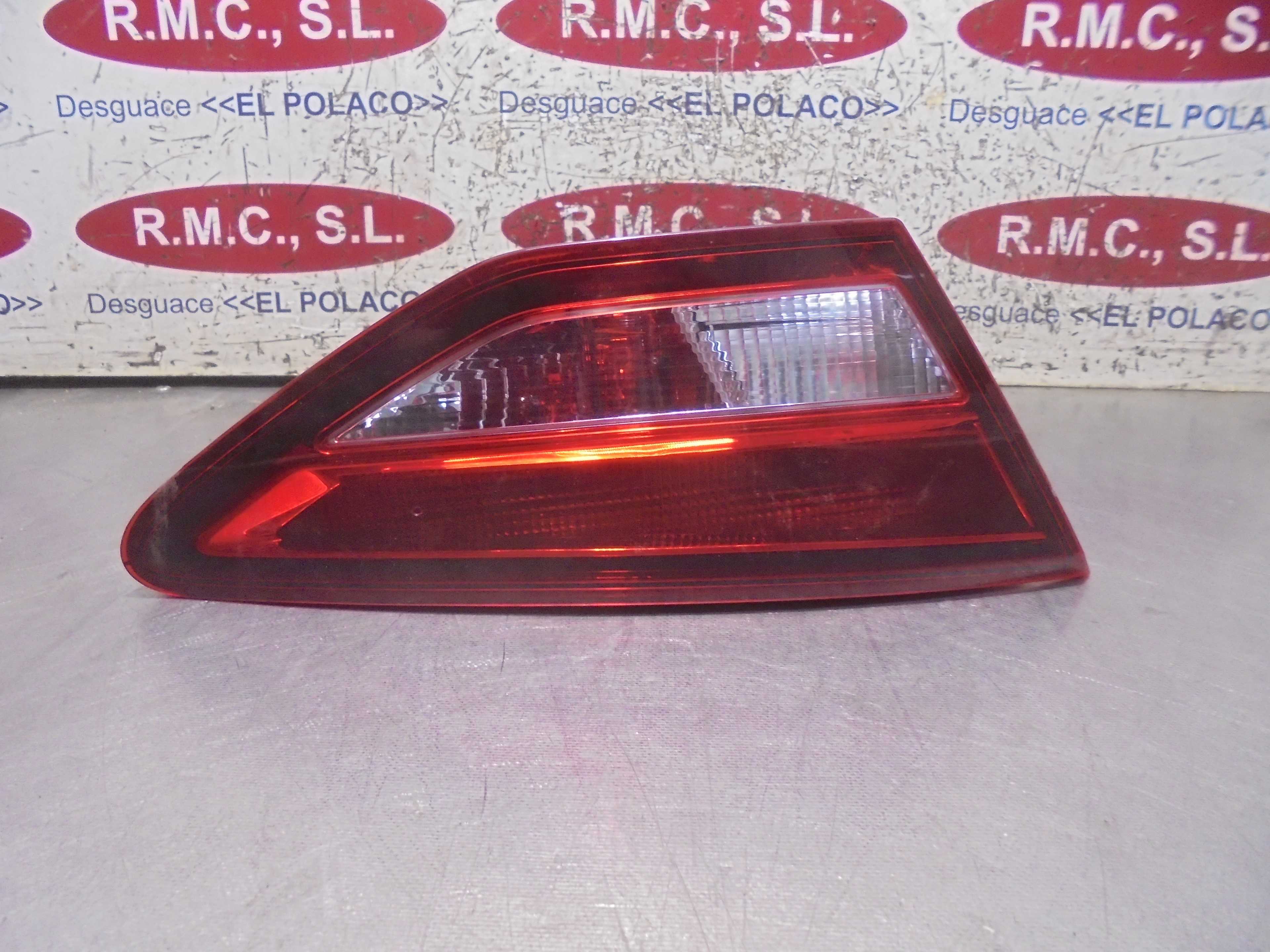 Recambio de piloto porton trasero izquierdo para seat leon (5f1) reference referencia OEM IAM   
