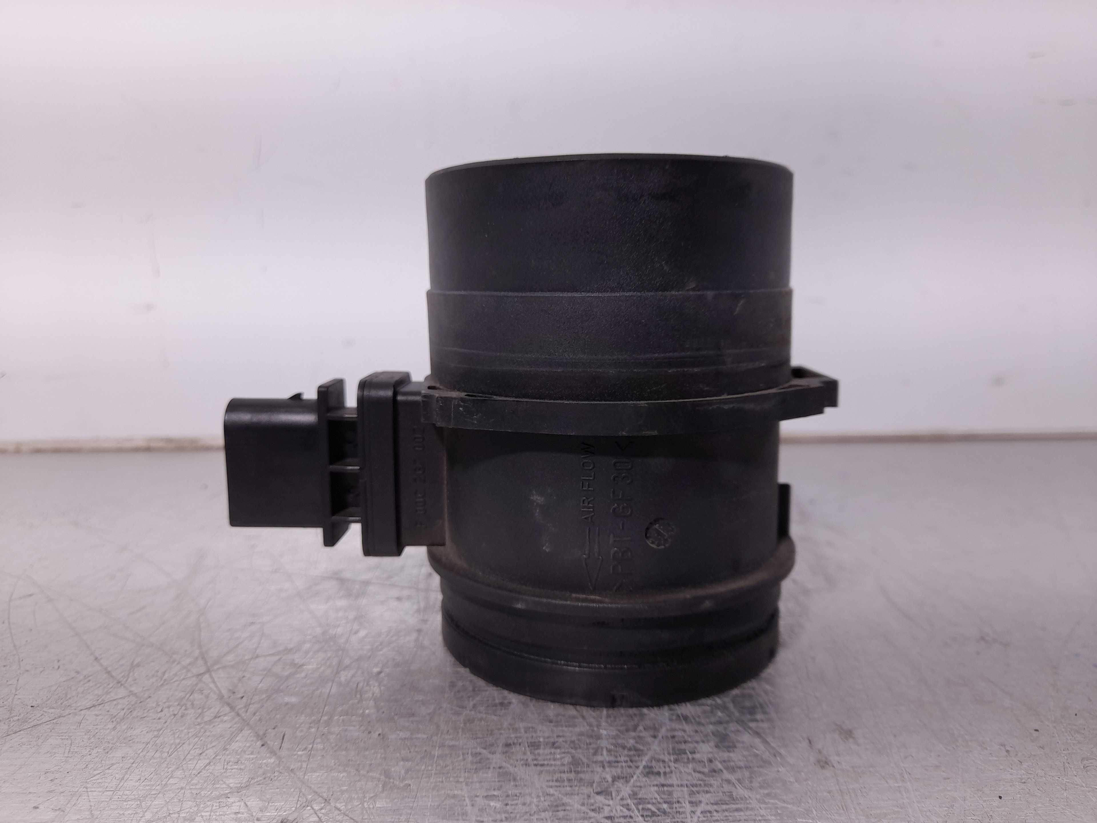 Recambio de caudalimetro para bmw serie 1 berlina (e81/e87) 118d limited sport edition referencia OEM IAM 0281002567 BOSCH 