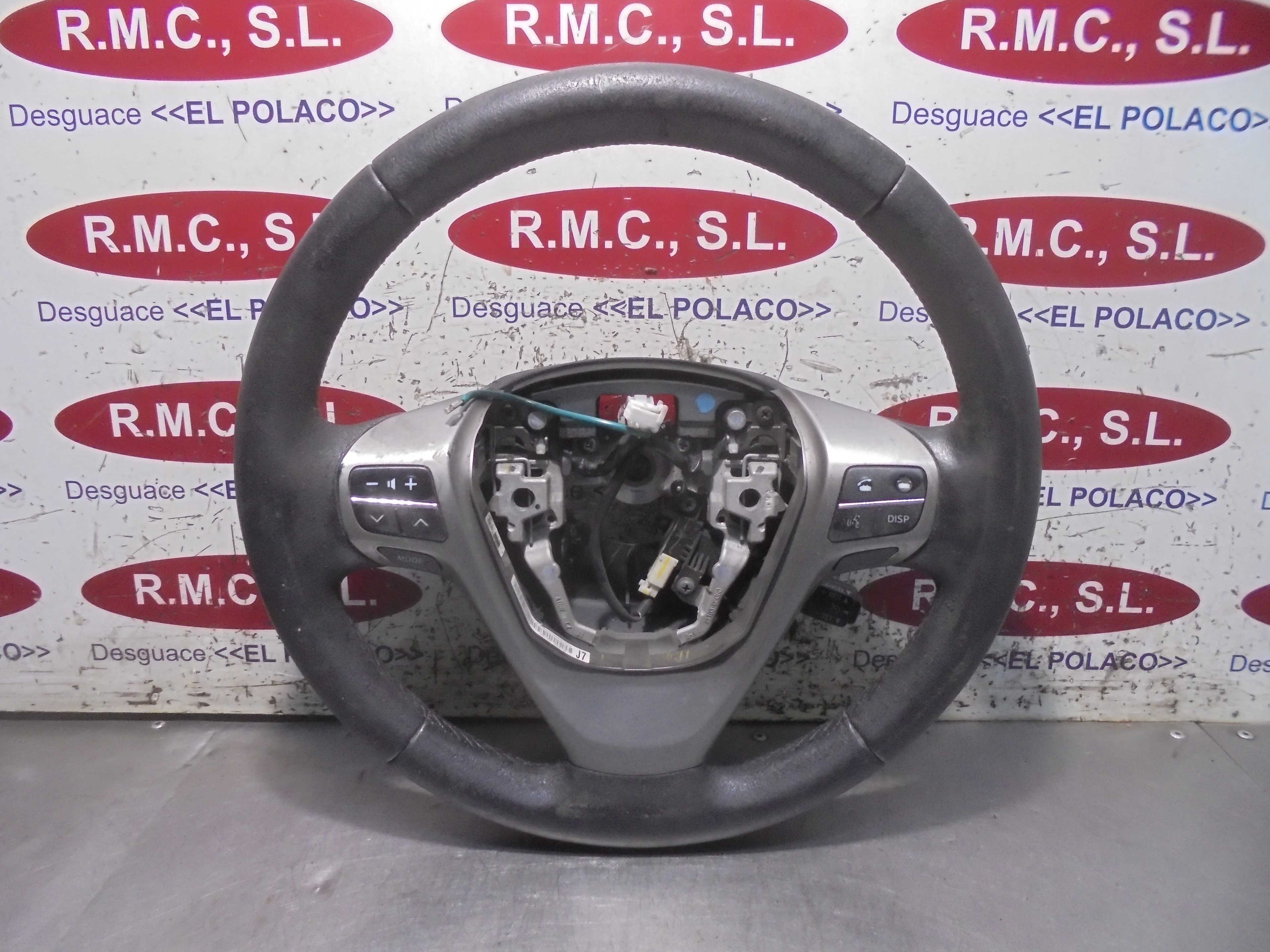 Recambio de volante para toyota avensis cross sport (t27) active referencia OEM IAM 4510005670  