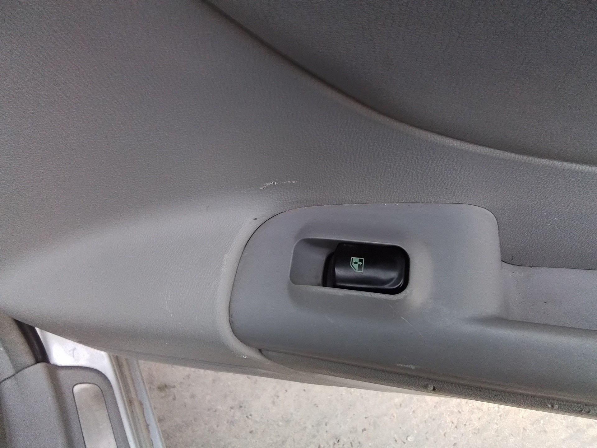 Recambio de mando elevalunas trasero derecho para hyundai sonata (nf) 2.0 crdi cat referencia OEM IAM   