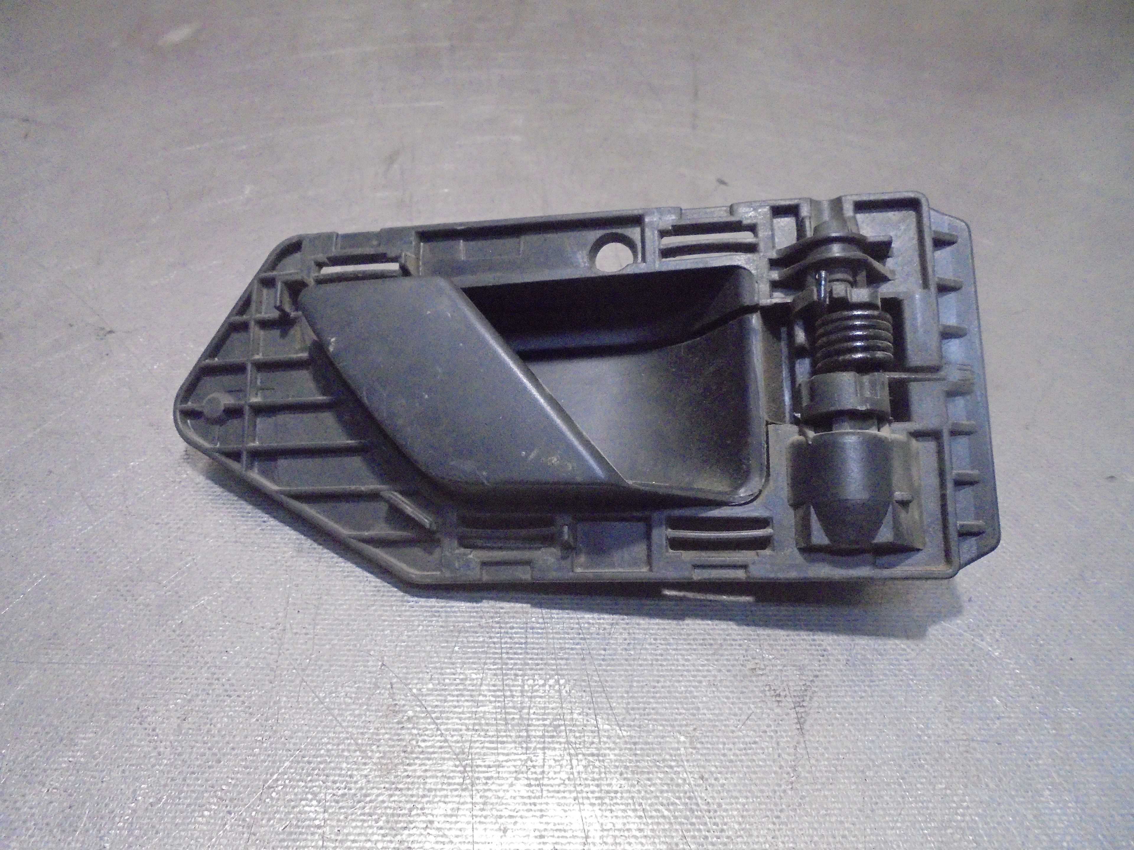 Recambio de maneta interior delantera derecha para citroën berlingo 2.0 hdi cat (rhy / dw10td) referencia OEM IAM   