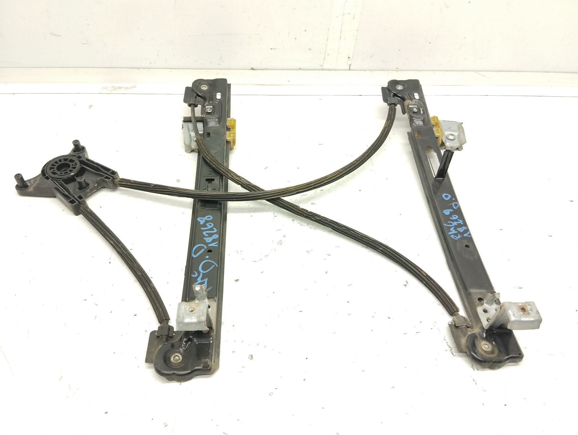 Recambio de elevalunas delantero derecho para renault kangoo 1.5 dci diesel referencia OEM IAM DX53D120630  