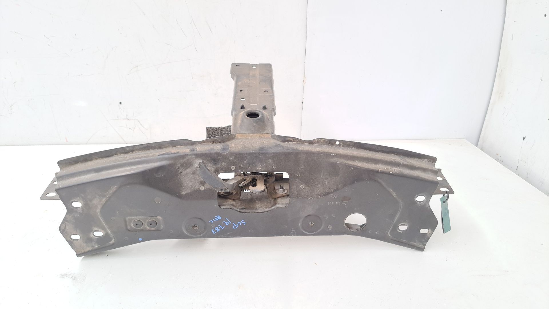 Recambio de travesaño superior para dacia duster ii comfort referencia OEM IAM   