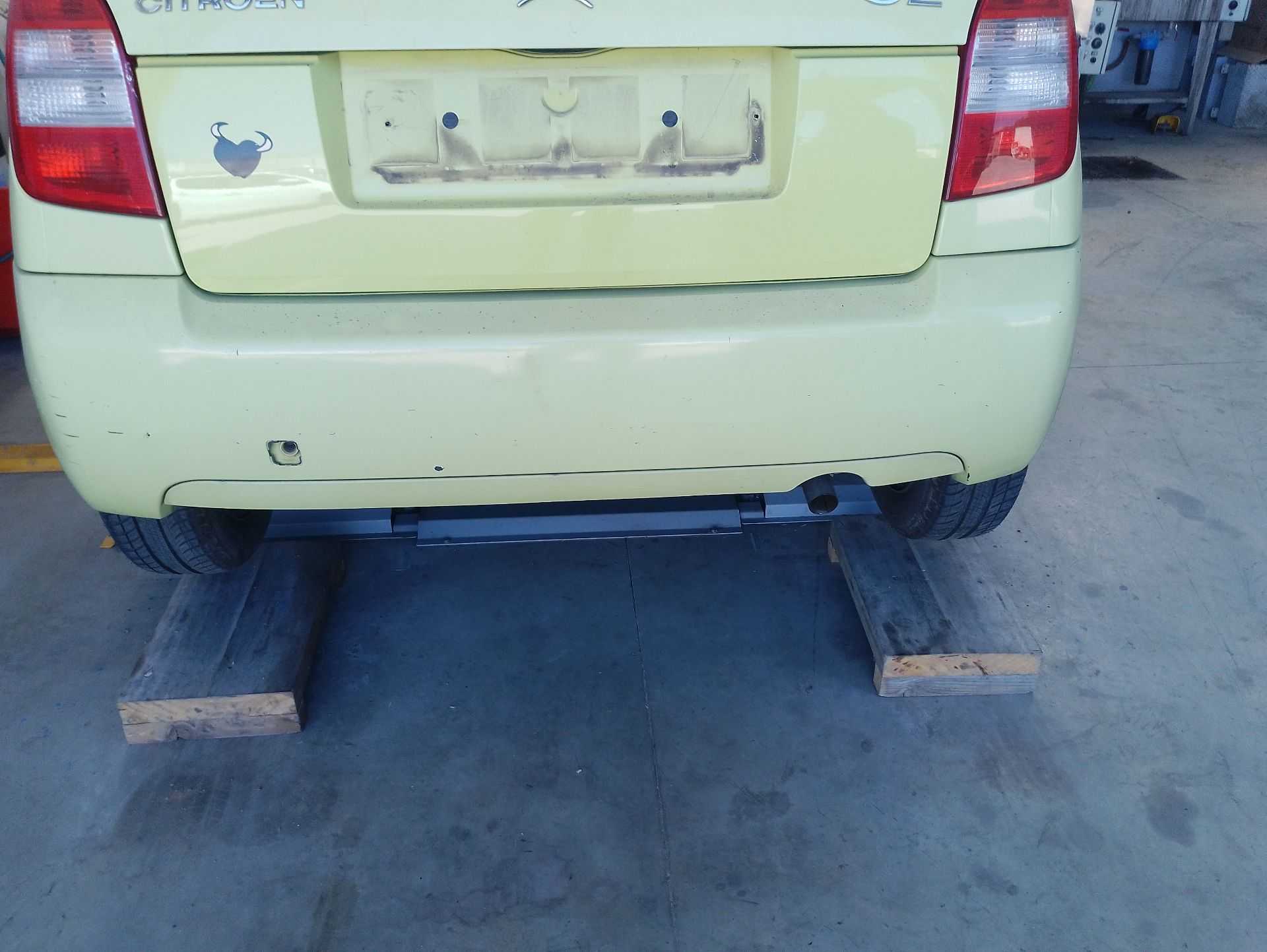 Recambio de paragolpes trasero para citroën c2 (jm_) 1.1 referencia OEM IAM 7410T6 / 7410T5  