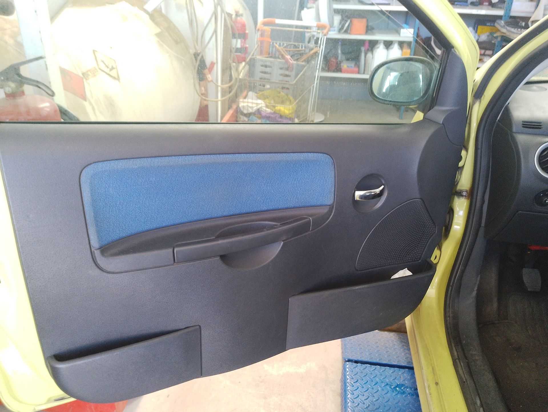 Recambio de guarnecido puerta delantera izquierda para citroën c2 (jm_) 1.1 referencia OEM IAM   