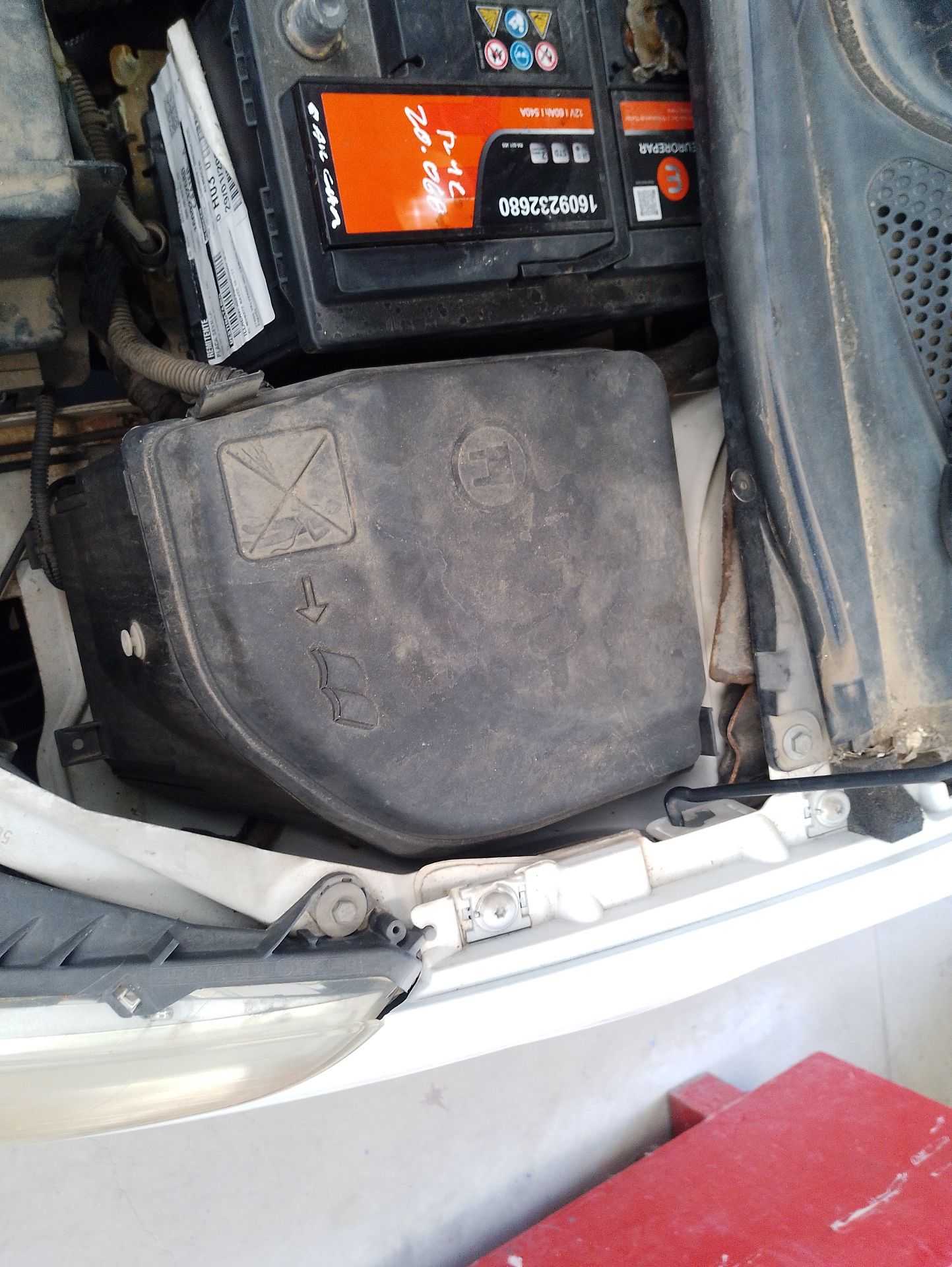 Recambio de caja reles / fusibles para citroën c4 coupé (la_) 1.6 16v referencia OEM IAM 6500CK  